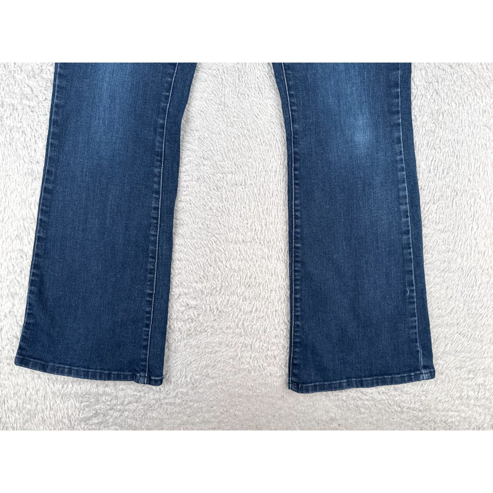 Levi's Levi's Signature Jeans Women 10 Mid Rise Bootcut Stretch Denim Blue 30x28 Classic Casual Womens Jeans Size 32" / US 10 / IT 46 - 2 Thumbnail