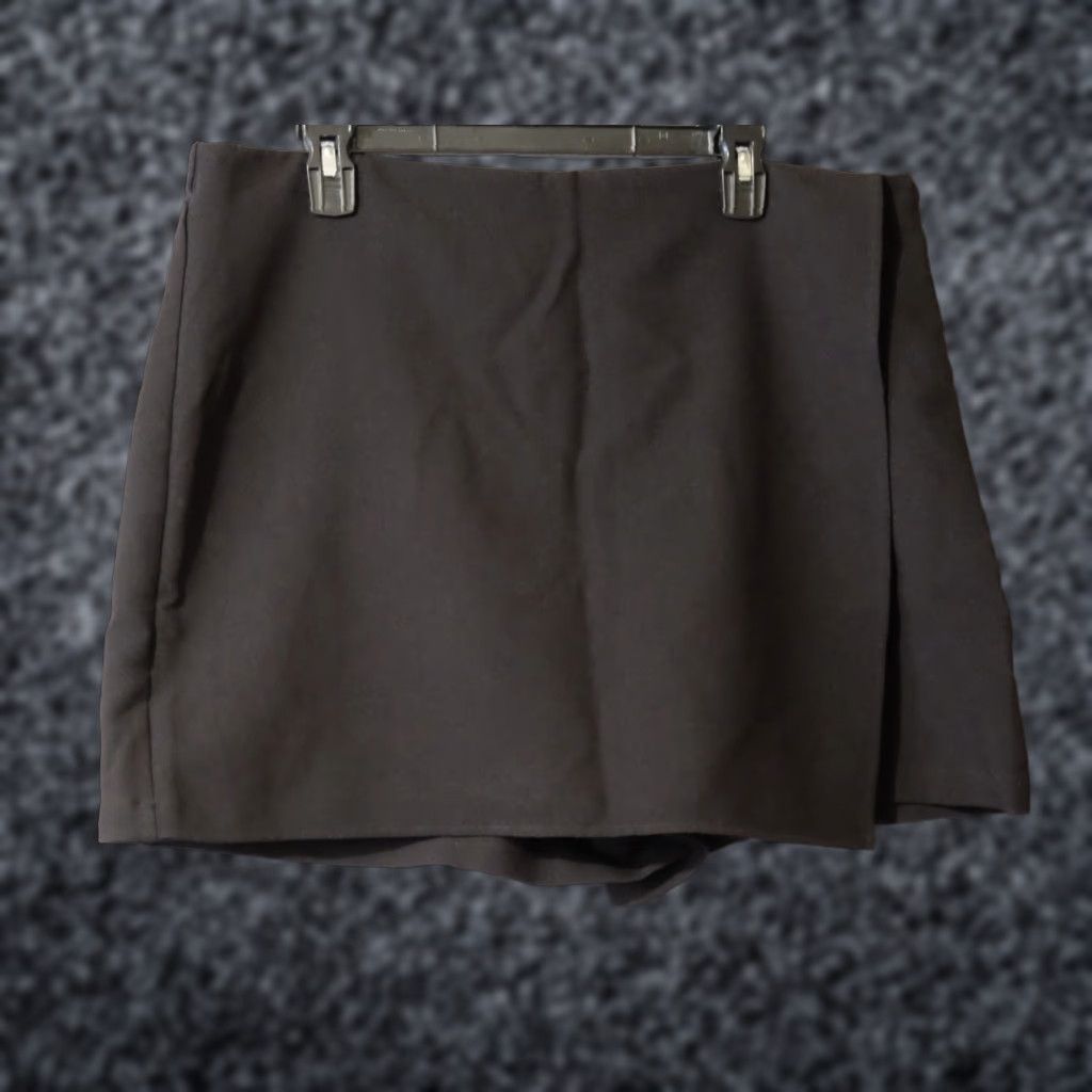 Nine West VINTAGE EUC Nine West Skort Wrap Front Elastic Back Waist Black Womens XL #A2-53 Size ONE SIZE - 1 Thumbnail