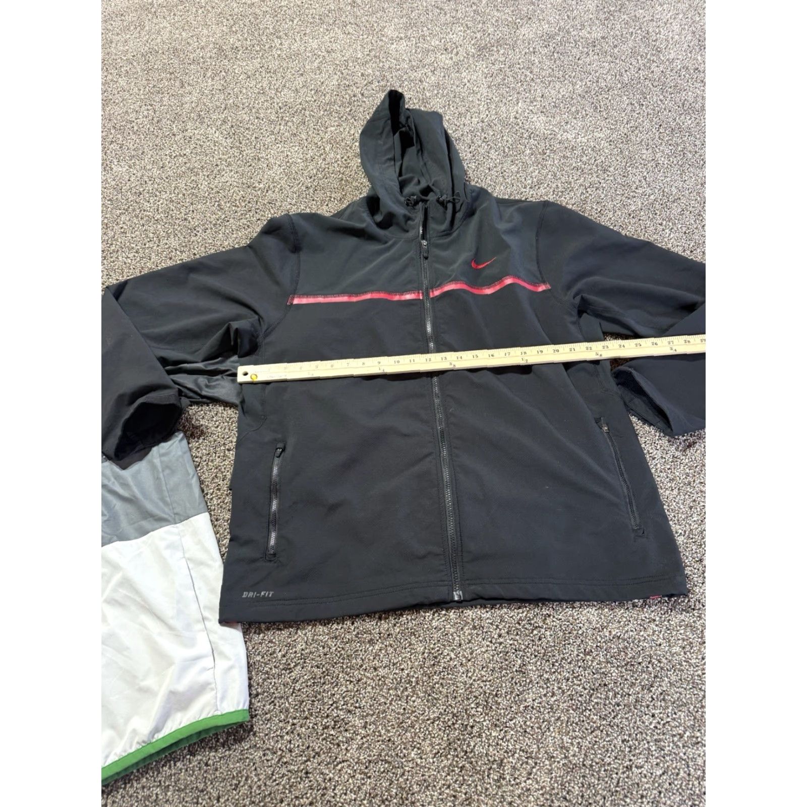 Nike Nike Mens Jacket XL Black Red Windbreaker Under Armour Lot Of 2 Windbreaker Size US XL / EU 56 / 4 - 7 Thumbnail