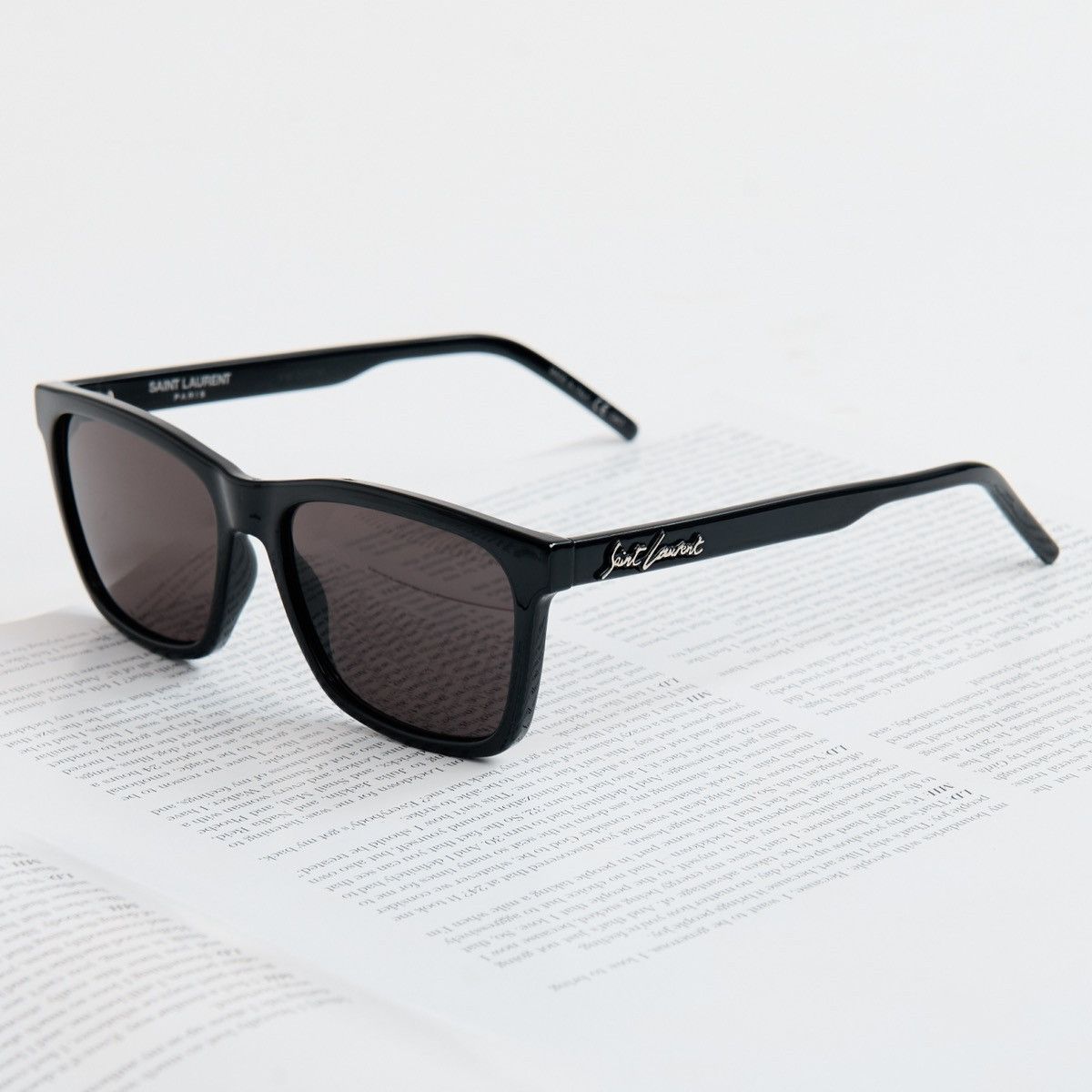 Saint Laurent Paris SAINT LAURENT SL 318 001 SUNGLASSES Size ONE SIZE - 2 Thumbnail
