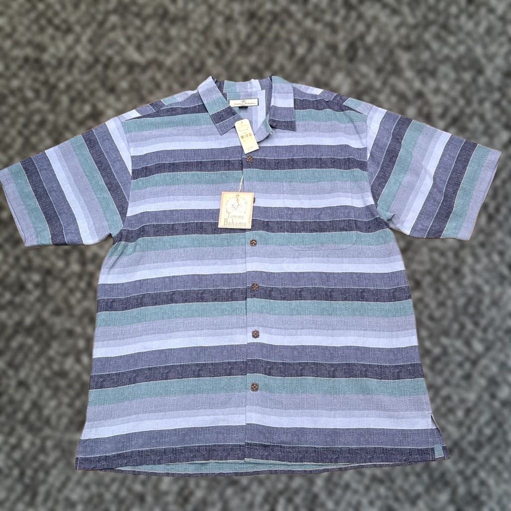 Tommy Bahama Tommy Bahama Maldives Ridge Camp Shirt Mens Large Wave Striped Silk New Size US L / EU 52-54 / 3 - 1 Thumbnail
