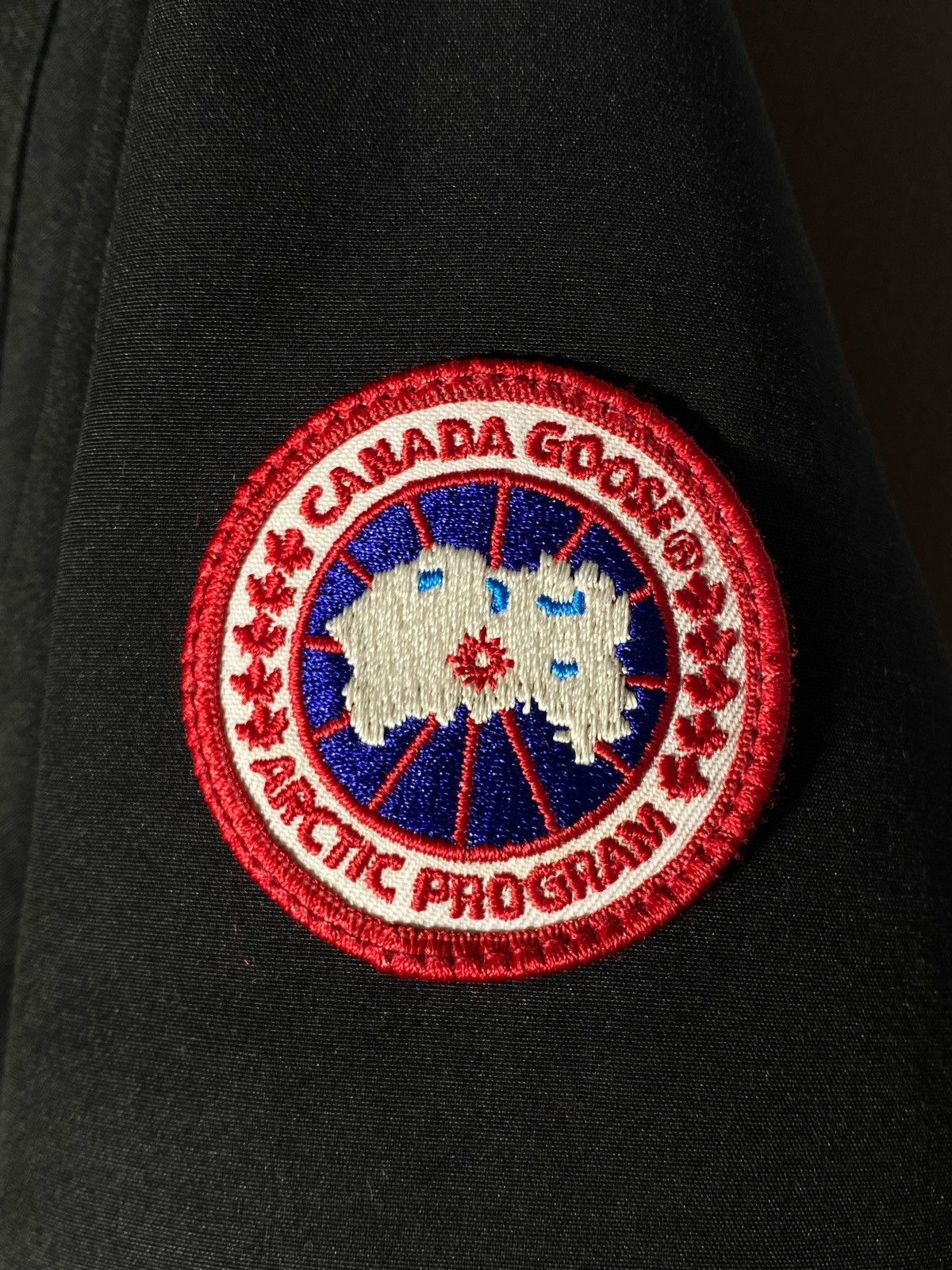 Canada Goose Canada Goose Parka Fur Trim Arctic Program Jacket 2580L Size XS / US 0-2 / IT 36-38 - 7 Thumbnail