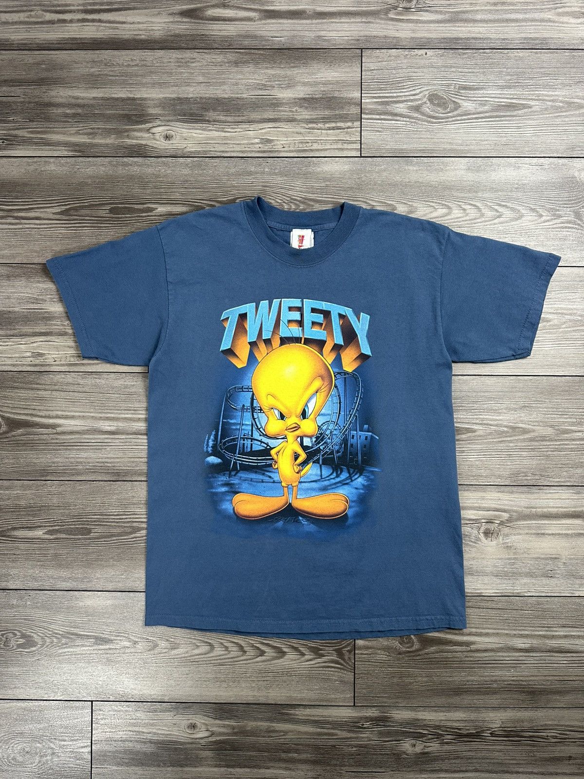 Vintage × Warner Bros Vintage Y2K Looney Tunes Tweety Six Flags T Shirt Size US L / EU 52-54 / 3 - 1 Thumbnail