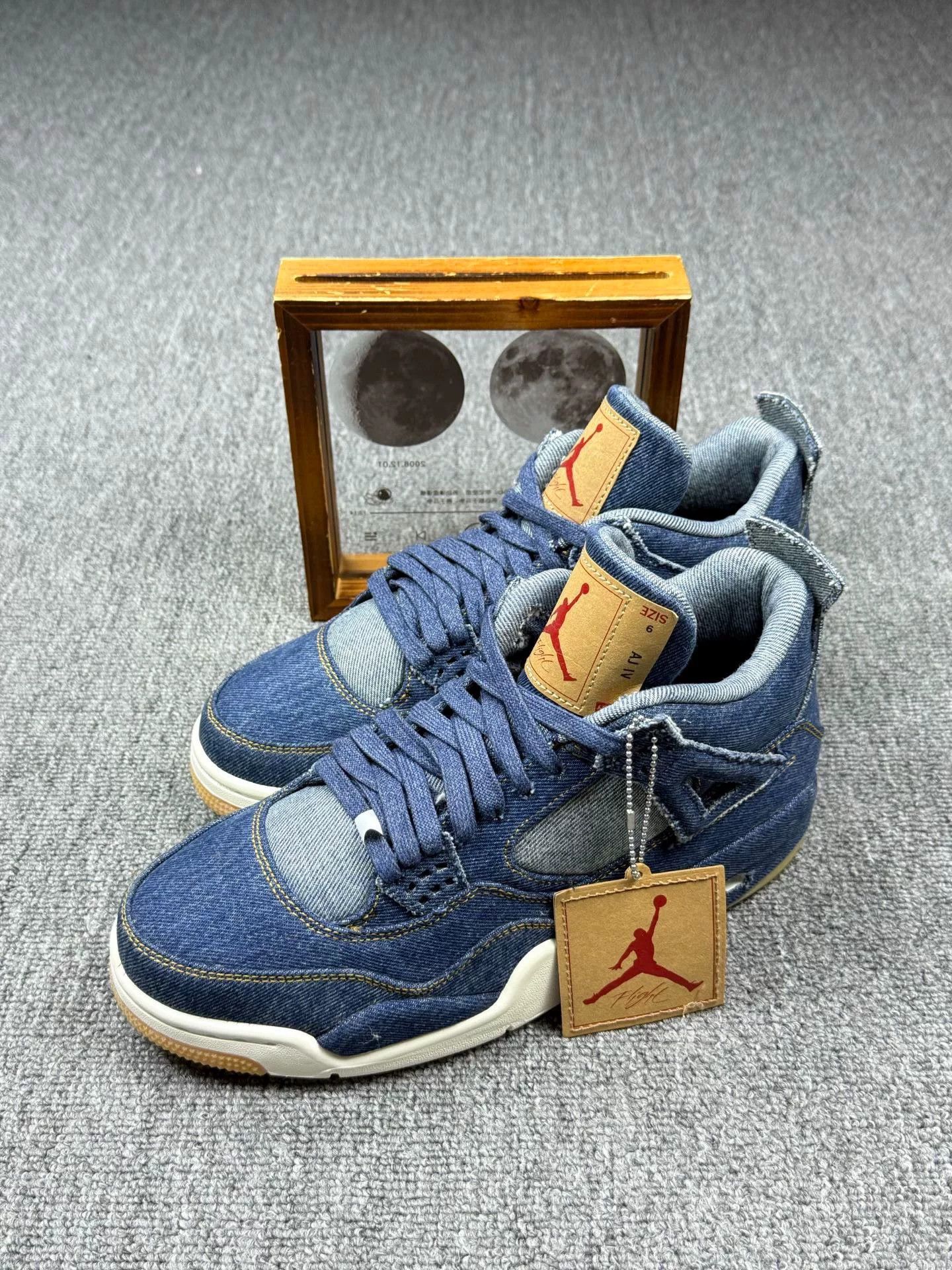 Levi's Levi's AJ4 Denim Blue Lowtop Sneakers 9 Men Size US 9 / EU 42 - 1 Thumbnail