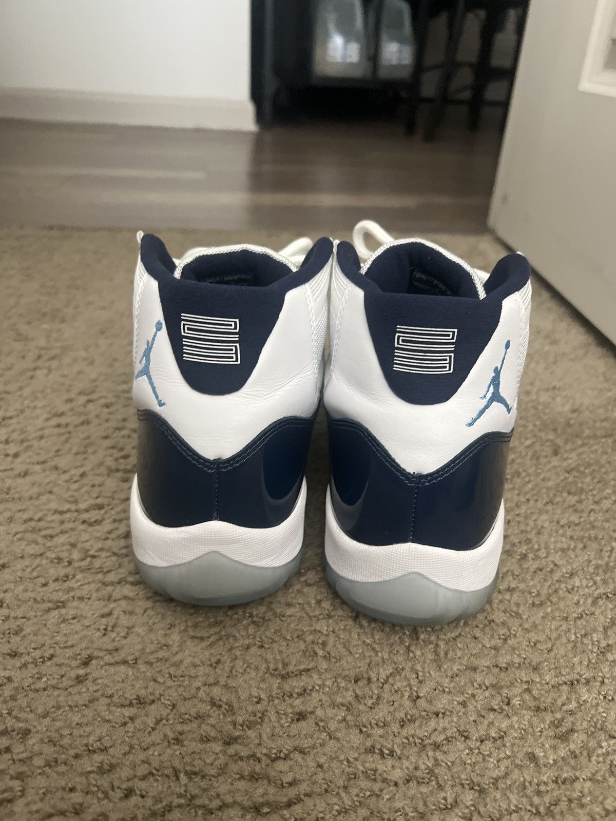 Jordan Brand Air jordan 11 win like 82’ Size US 11 / EU 44 - 9 Thumbnail