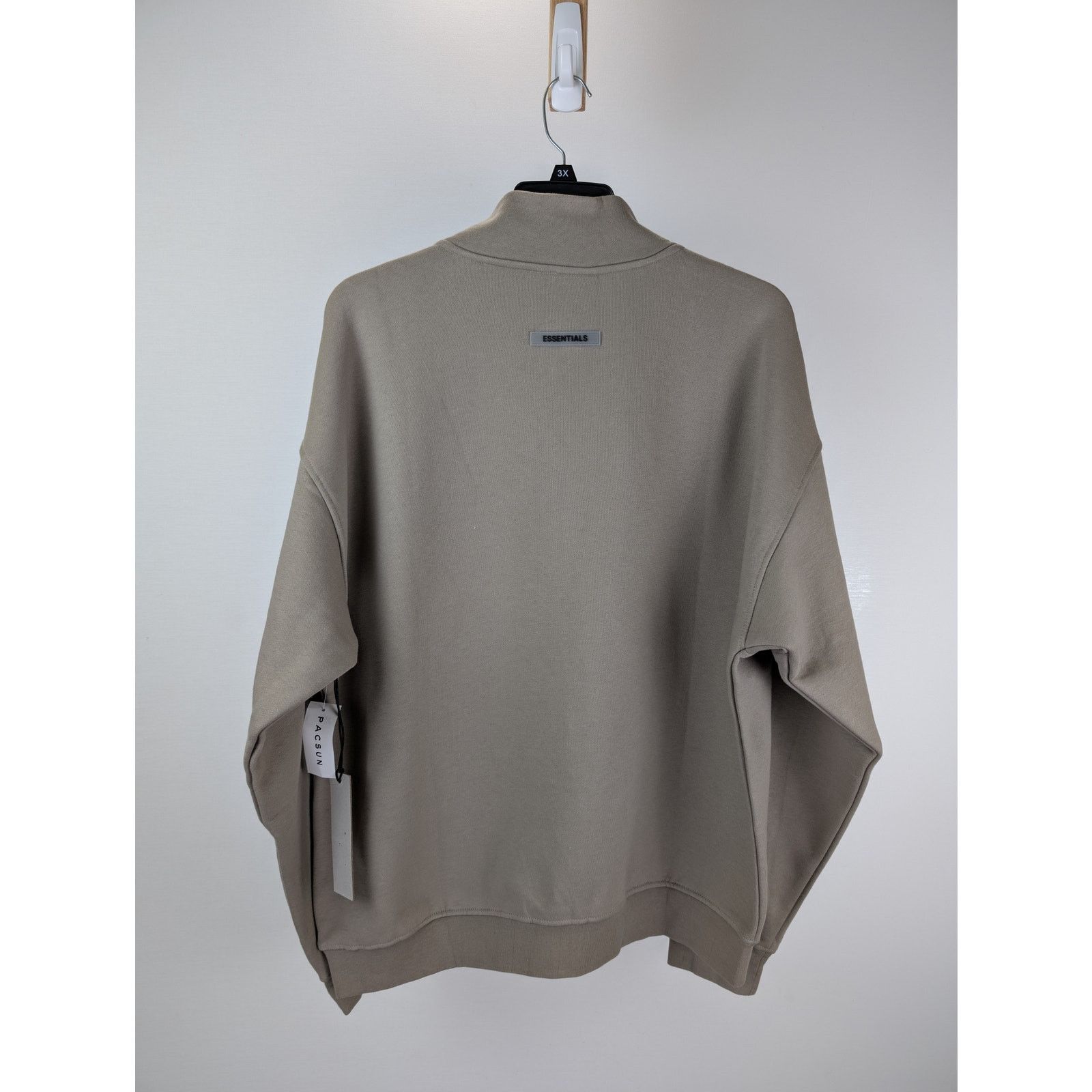 Essentials o1rshd1 Half Zipper Sweatshirt in Beige Size US L / EU 52-54 / 3 - 11 Thumbnail