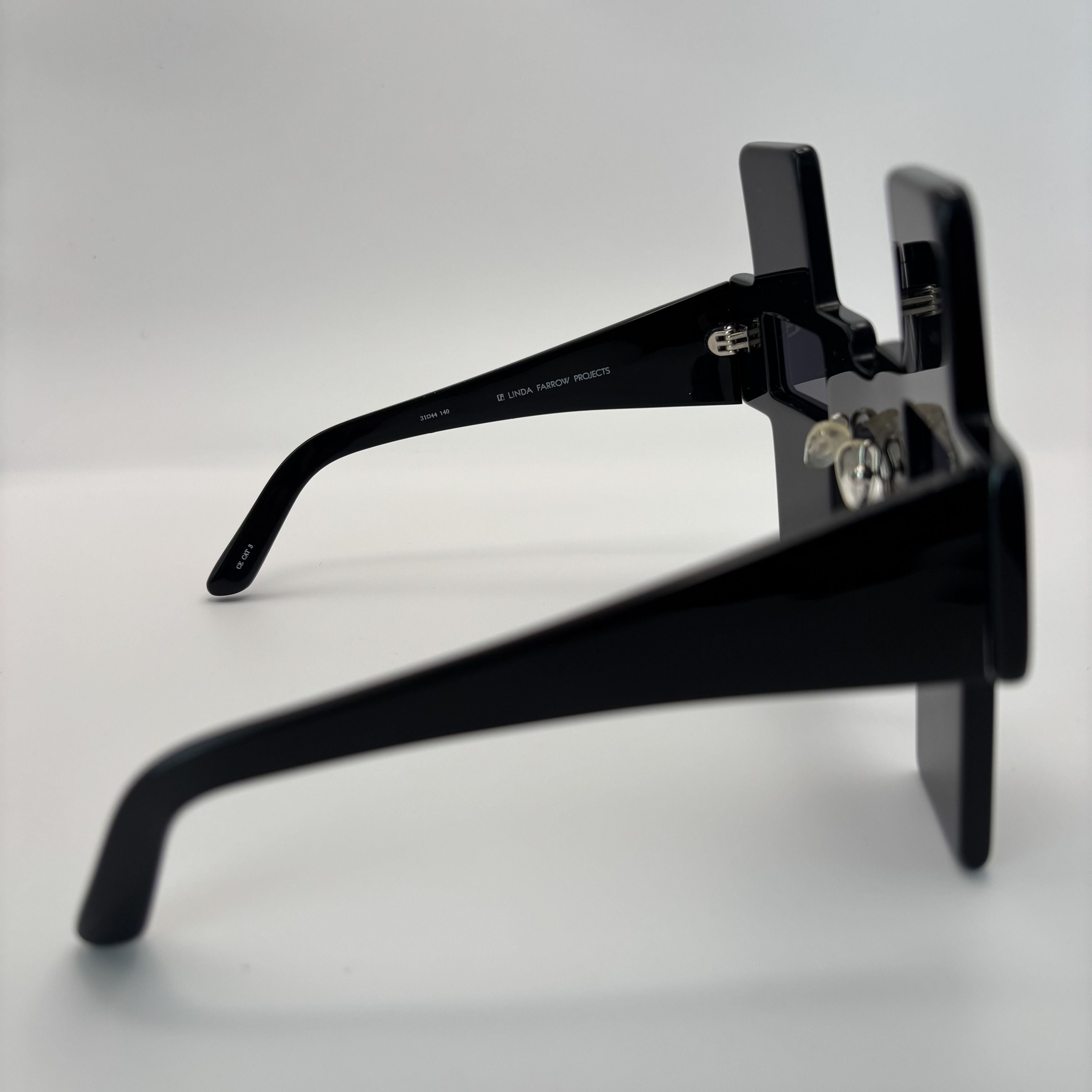 Jeremy Scott × Linda Farrow Linda Farrow x Jeremy Scott CROSS Sunglasses Rare Size ONE SIZE - 5 Thumbnail
