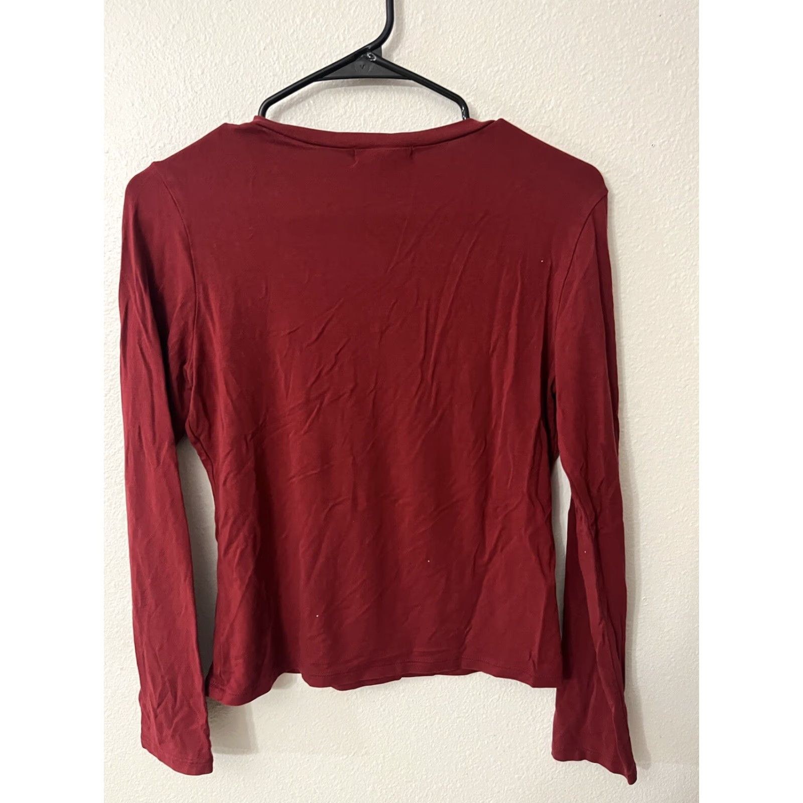 Banana Republic Vintage Banana Republic Women Medium V-Neck Red Long Sleeve Lace Blouse Tee Shirt Size M / US 6-8 / IT 42-44 - 2 Thumbnail