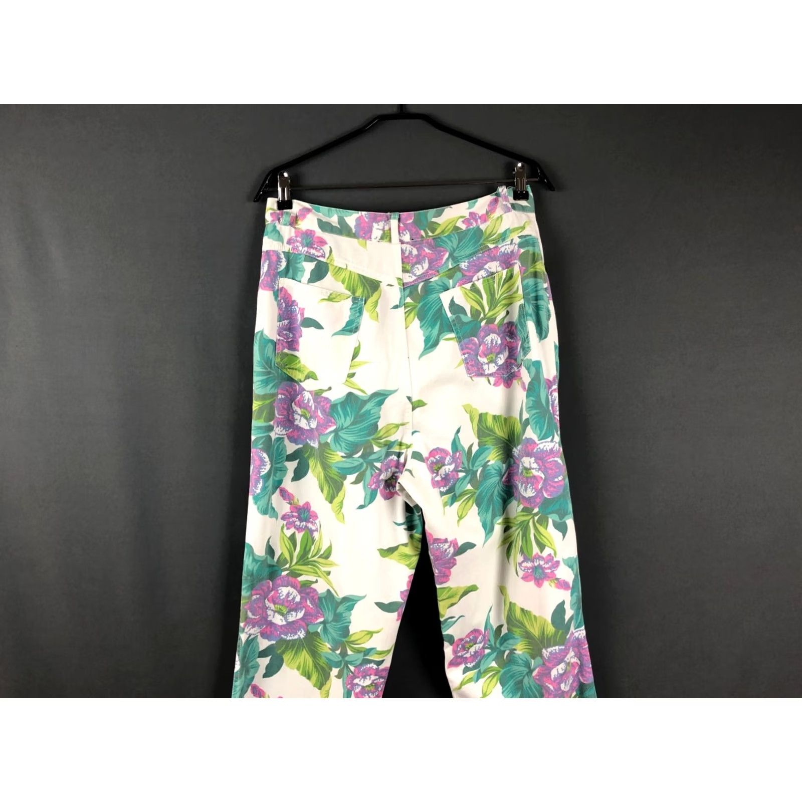 Roberto Cavalli Class Roberto Cavalli Pants White Cotton Floral Patterned Women Regular Fit Ankle Casual Spring Summer Fall Size 42" / US 20 - 4 Thumbnail