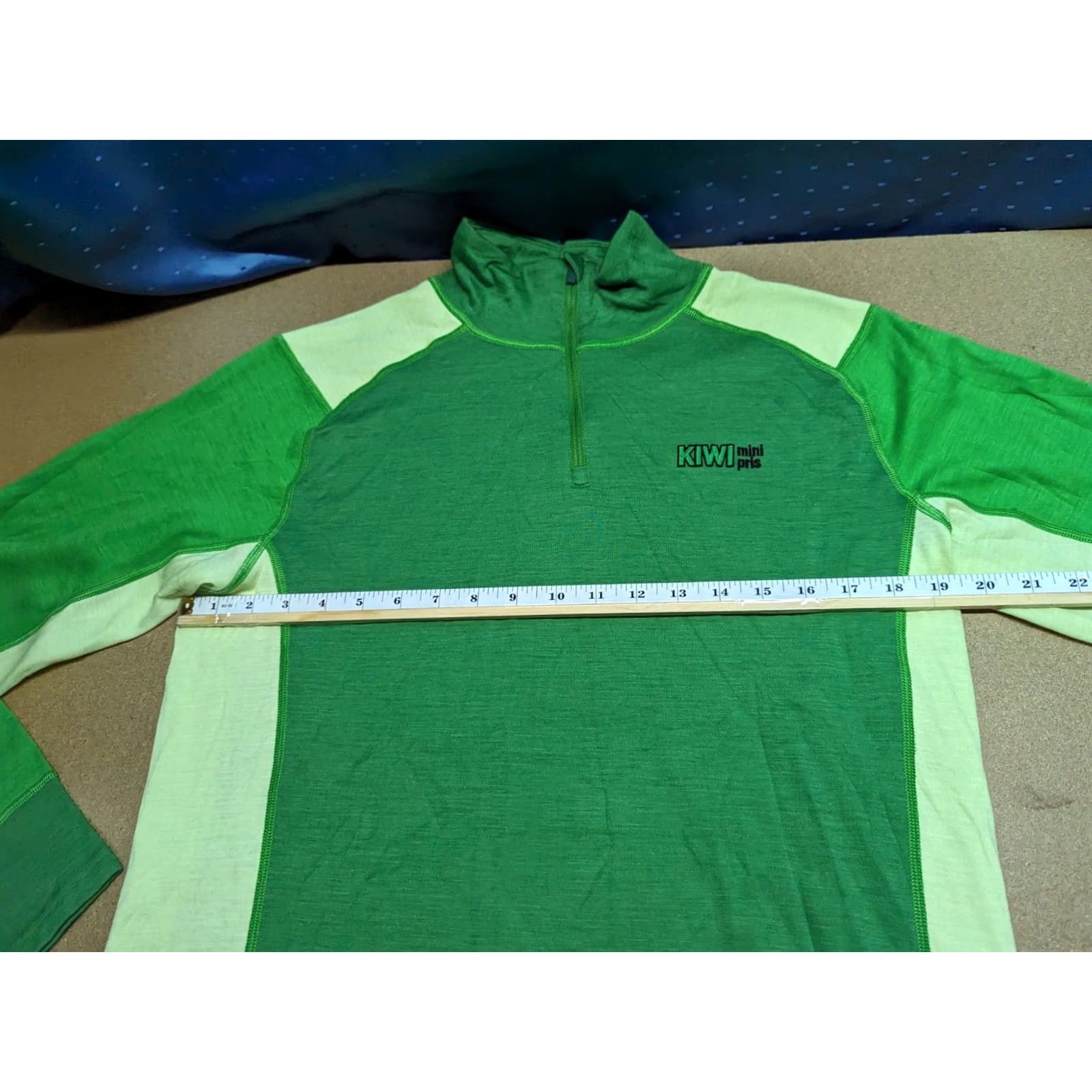 Layer 8 Wenaas Base Layer Shirt Mens XL Long Sleeve Green 1/4 Zip Workwear Kiwi Shirt Mens XL Green 1/4 Zip Wool Blend Base Layer Size US XL / EU 56 / 4 - 3 Thumbnail