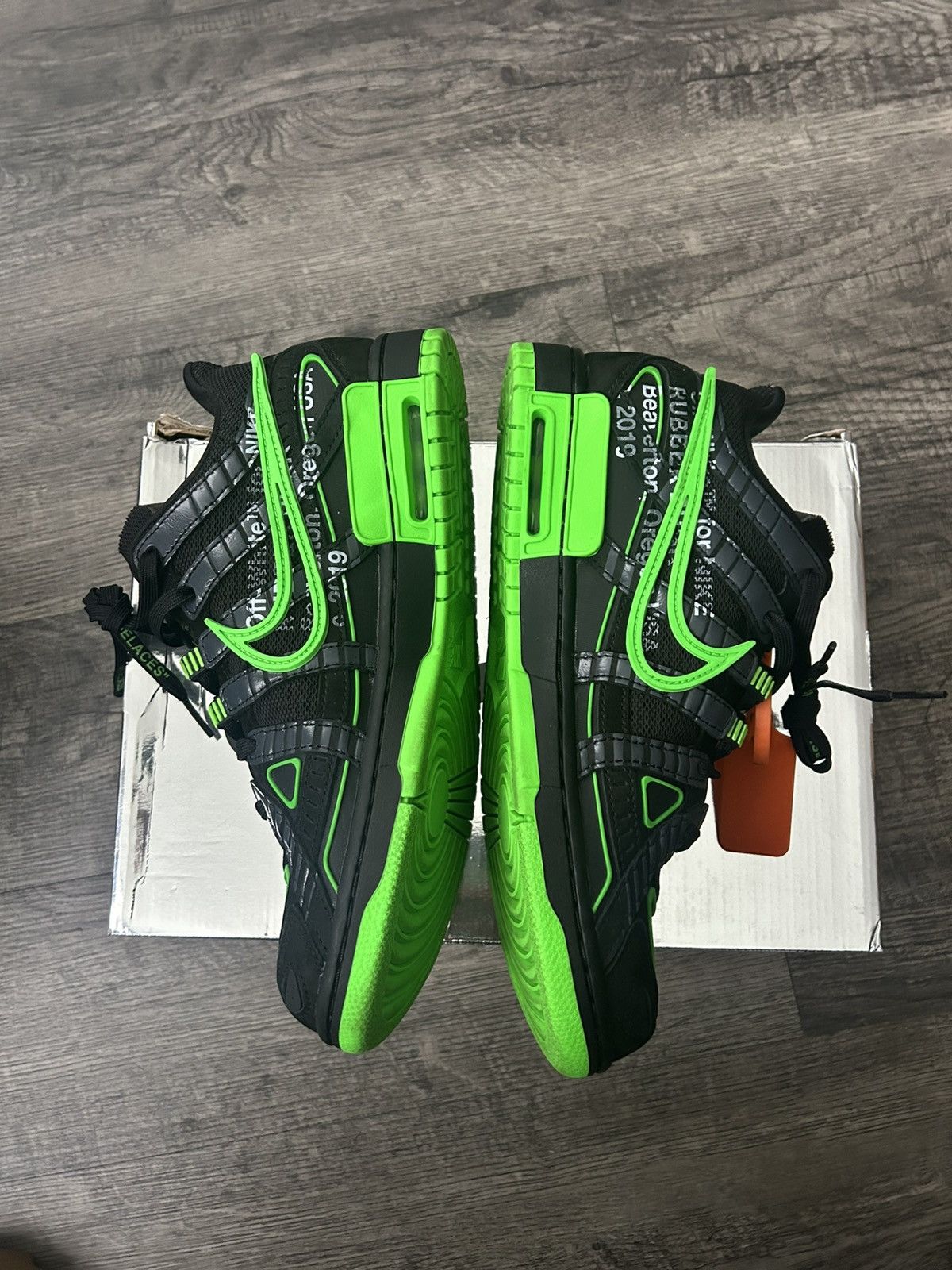 Nike × Off-White Nike Air Rubber Dunk Off-White Green Strike Size US 9 / EU 42 - 3 Thumbnail