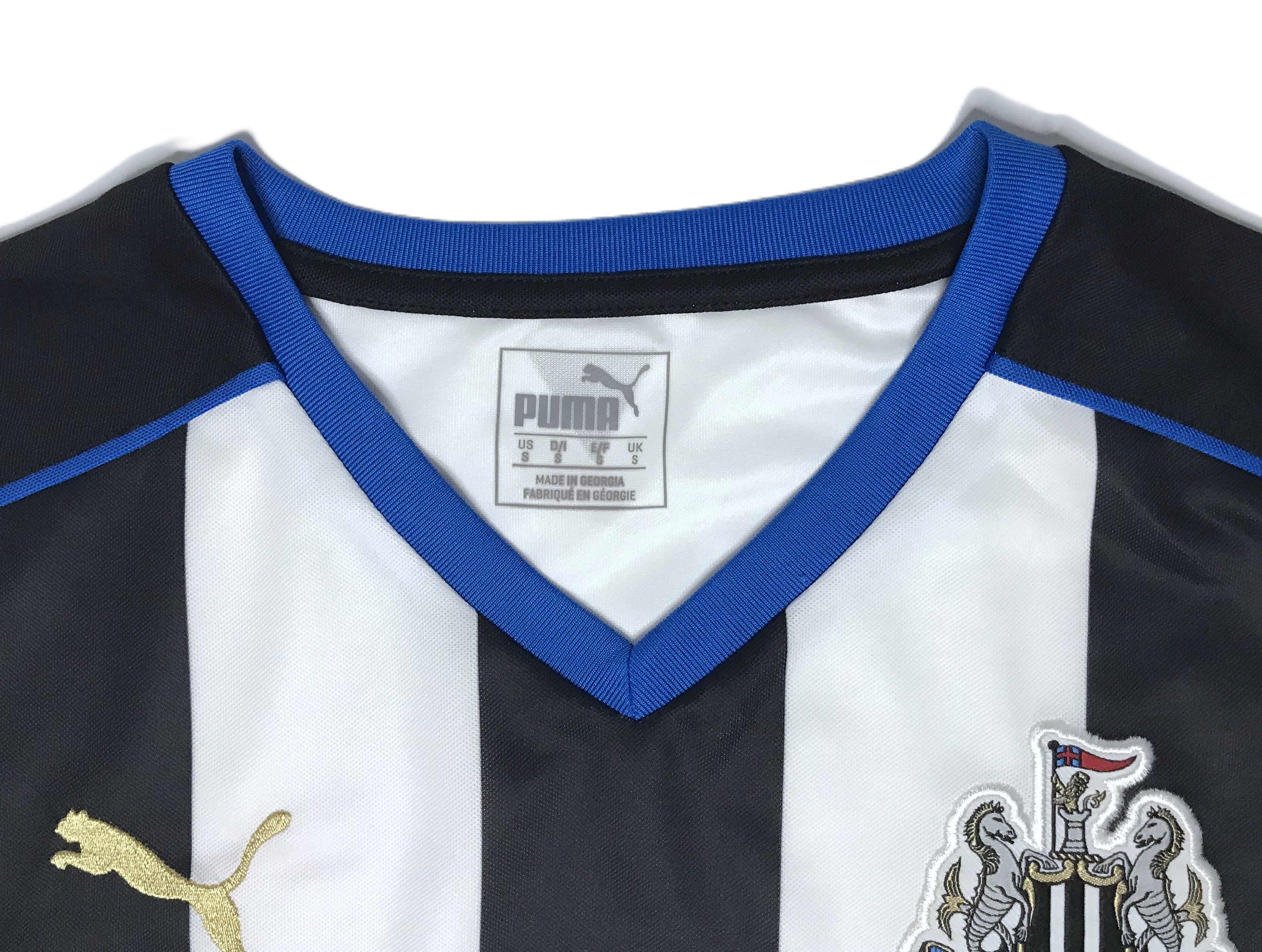 Puma Newcastle United 2015-2016 Home Football Shirt Soccer Jersey Size US S / EU 44-46 / 1 - 6 Thumbnail
