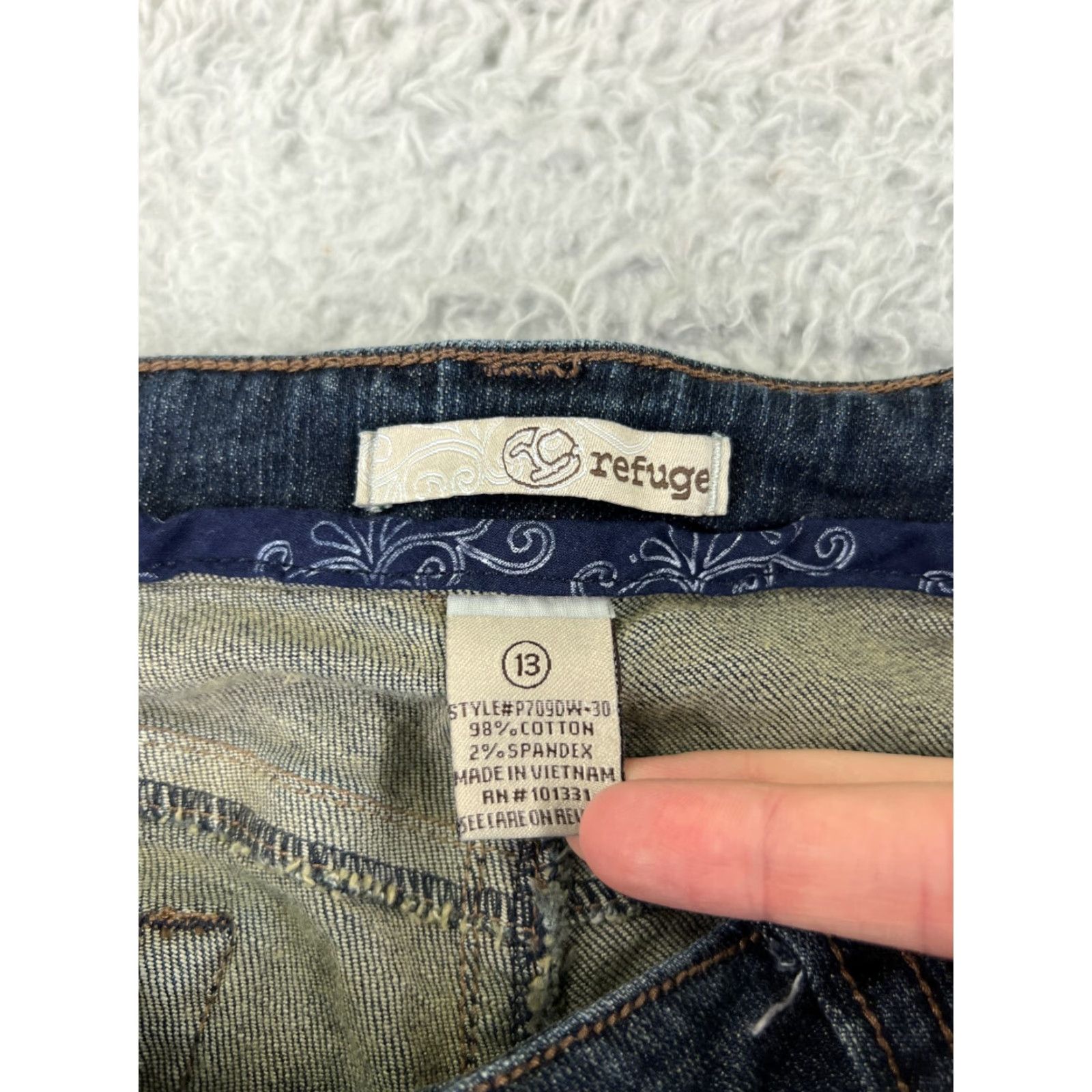 Vintage Refuge Jeans Women Bootcut Denim 30x29 Low Rise Blue Cotton Blend 13 Regular Jeans Womens 90s Theme Size 34" / US 12 / IT 48 - 6 Thumbnail