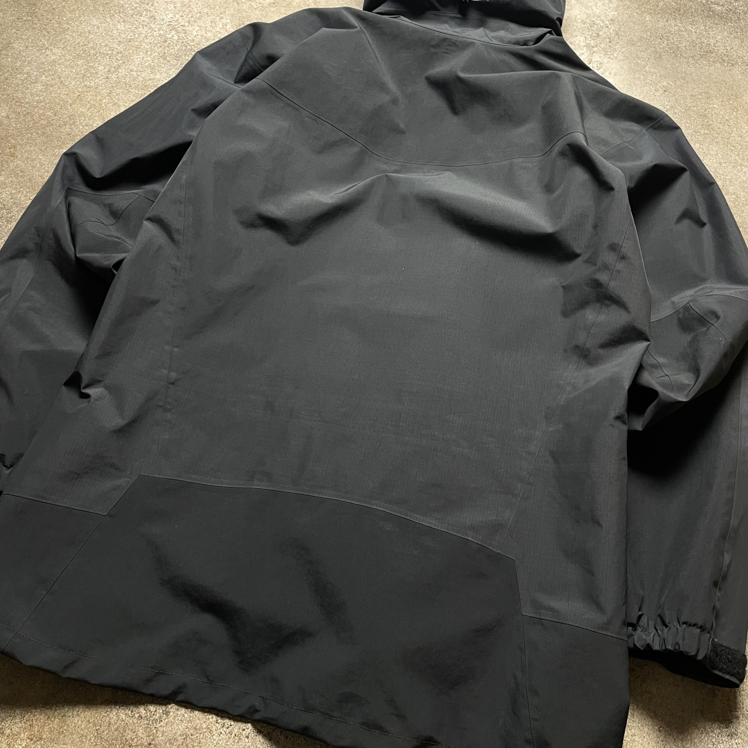 Arc'teryx 🦎 Arc’teryx Gore-tex Pro Shell Theta AR Black Jacket Size US XL / EU 56 / 4 - 14 Thumbnail