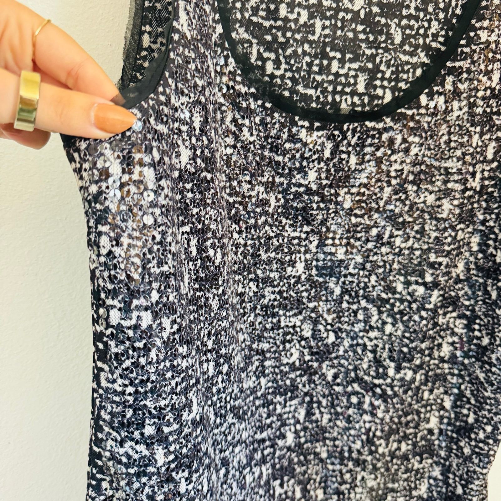 Ann Taylor ANN TAYLOR Black White Sequin Mesh $88 Tank Top Blouse Shirt Size S / US 4 / IT 40 - 6 Thumbnail