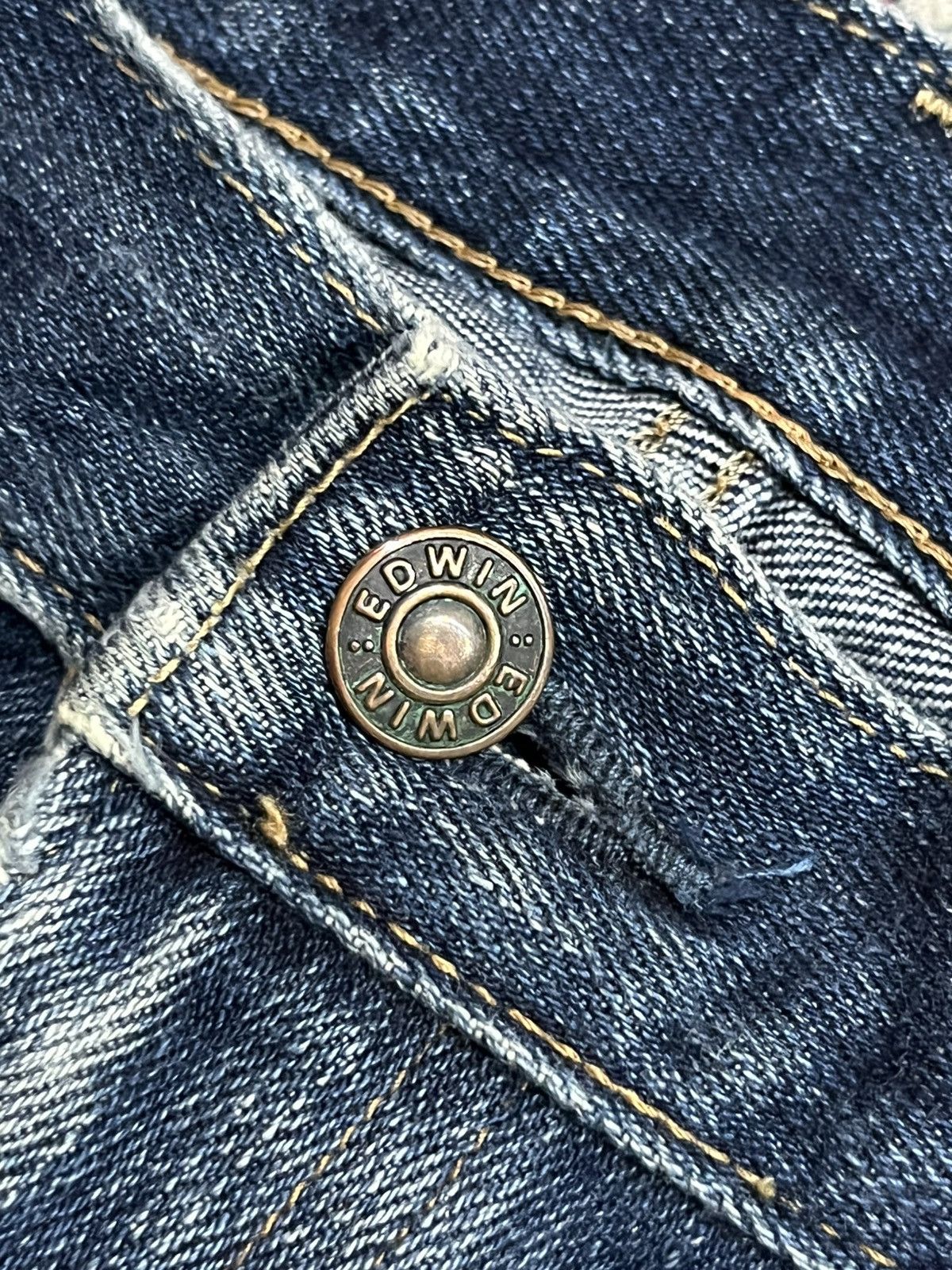 Edwin Edwin 503 Dark Blue Faded Washed Repaired Knee Straight Jean Size US 31 - 5 Thumbnail