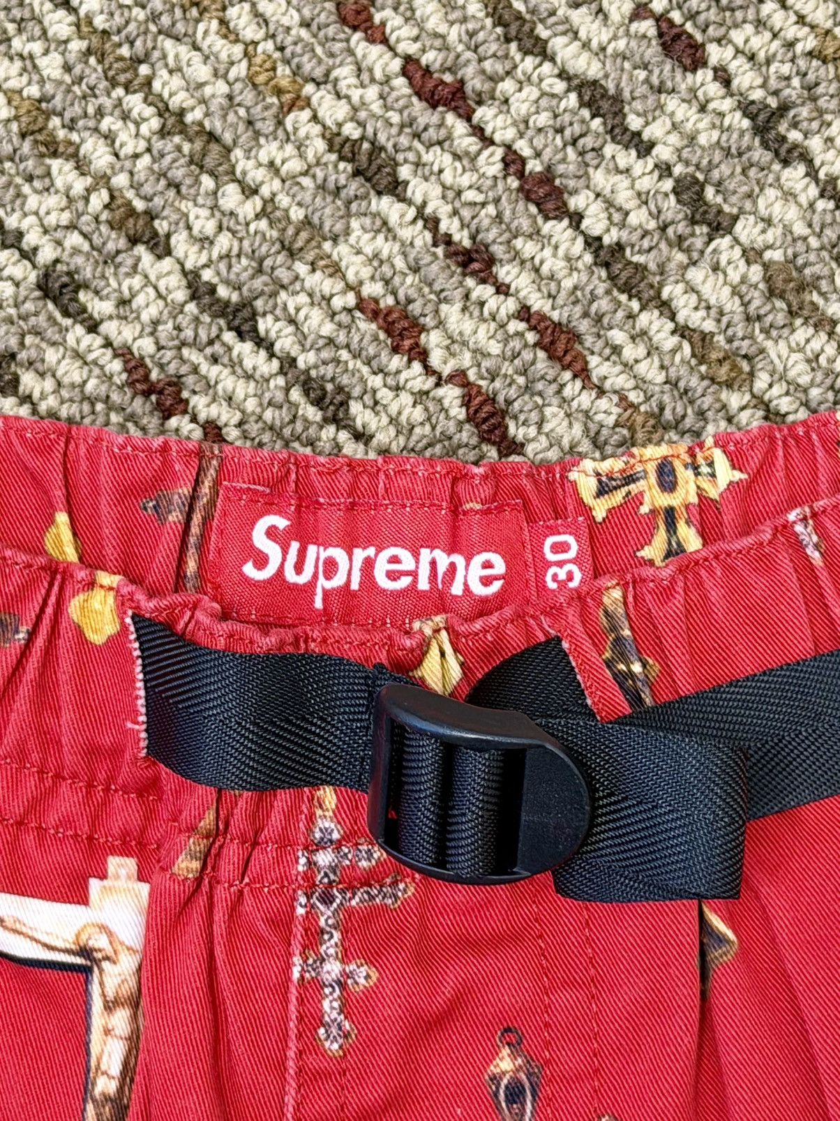 Supreme SS13 Red Crosses Shorts Size US 30 / EU 46 - 2 Thumbnail
