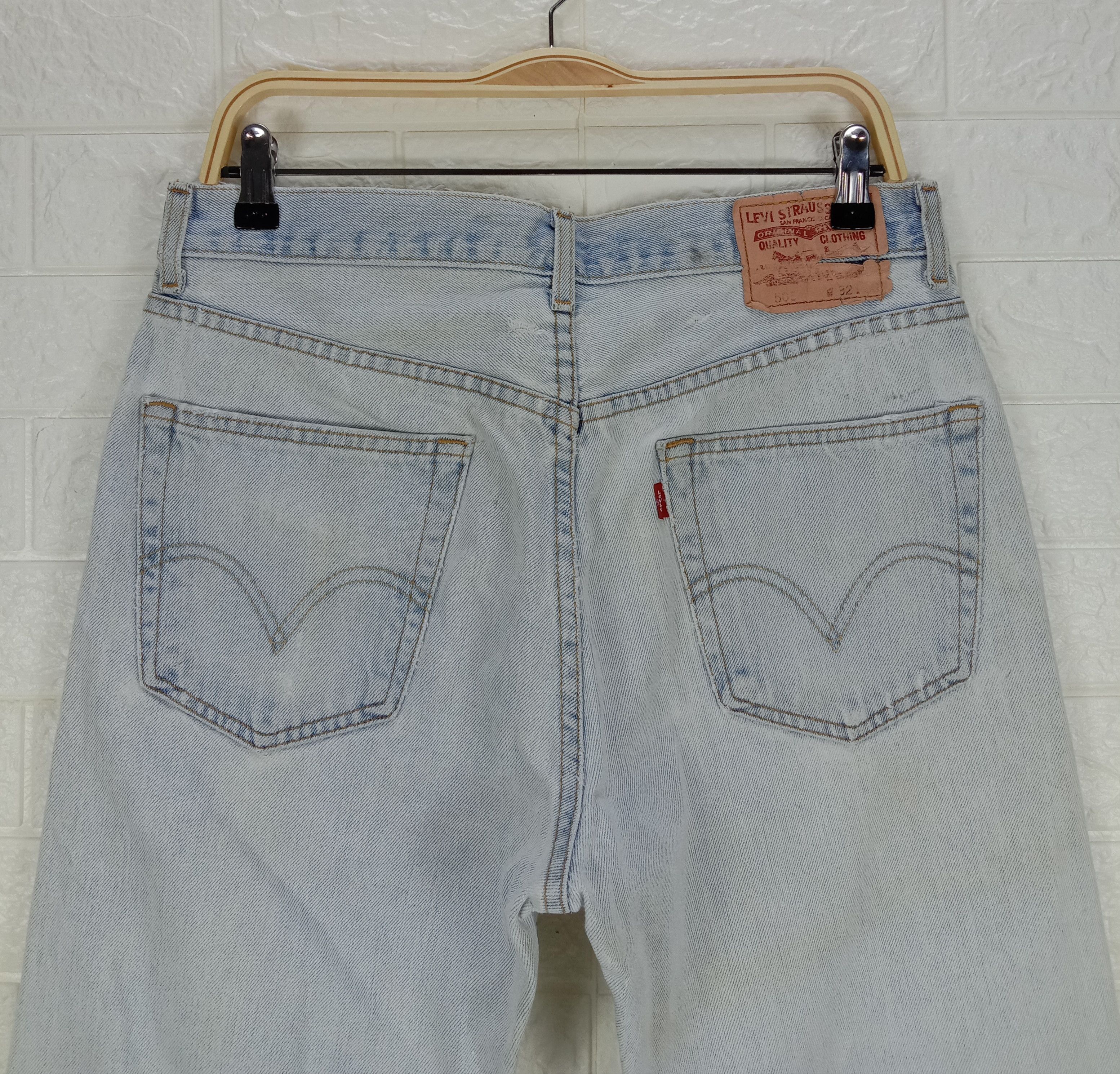 Levi's Vintage Levi's 505 Jeans Light Wash Distressed Denim Size US 32 / EU 48 - 6 Thumbnail