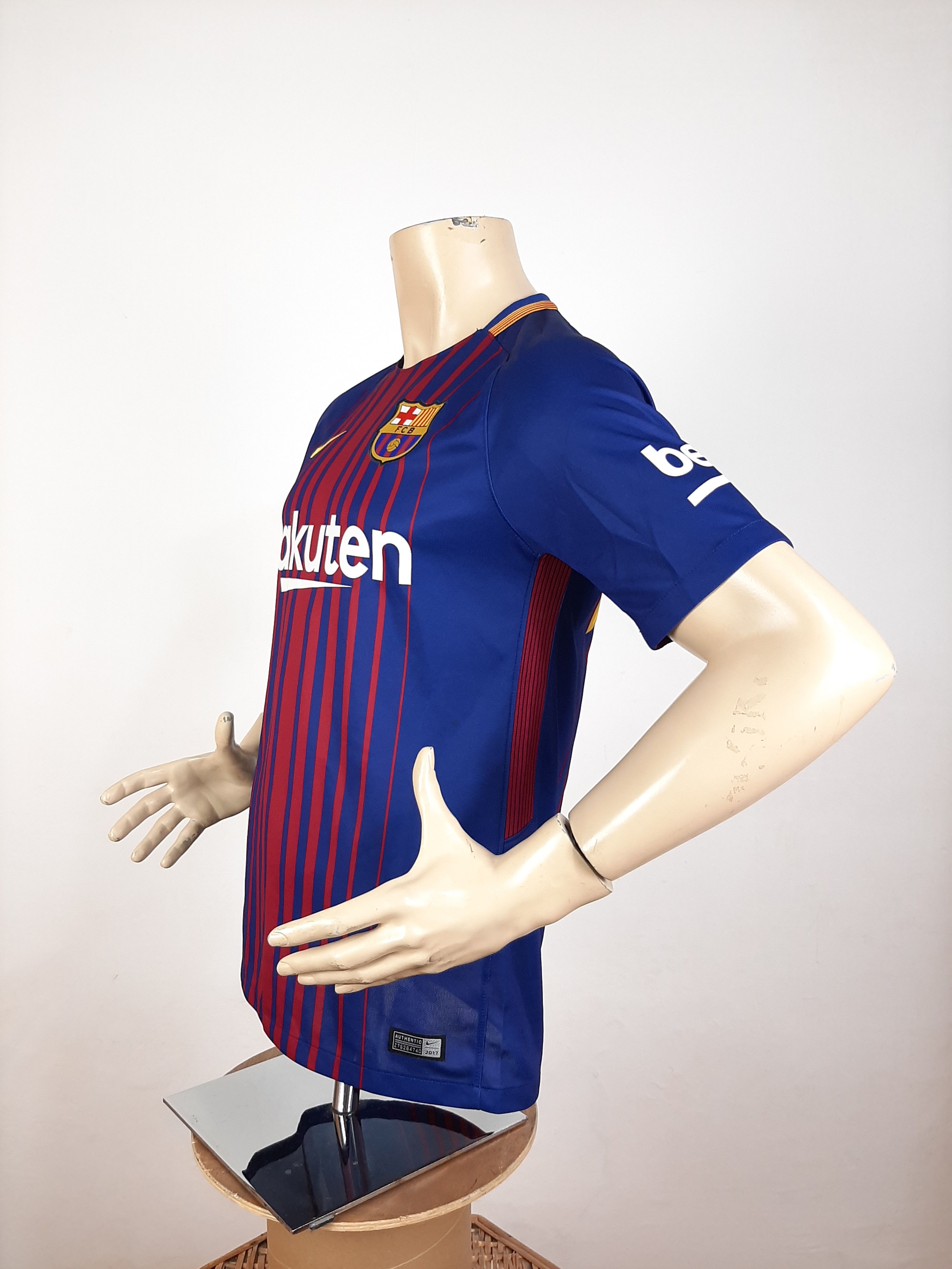 Nike Nike Barcelona Messi 2017/18 Home Jersey Men's Size S Size US S / EU 44-46 / 1 - 4 Thumbnail