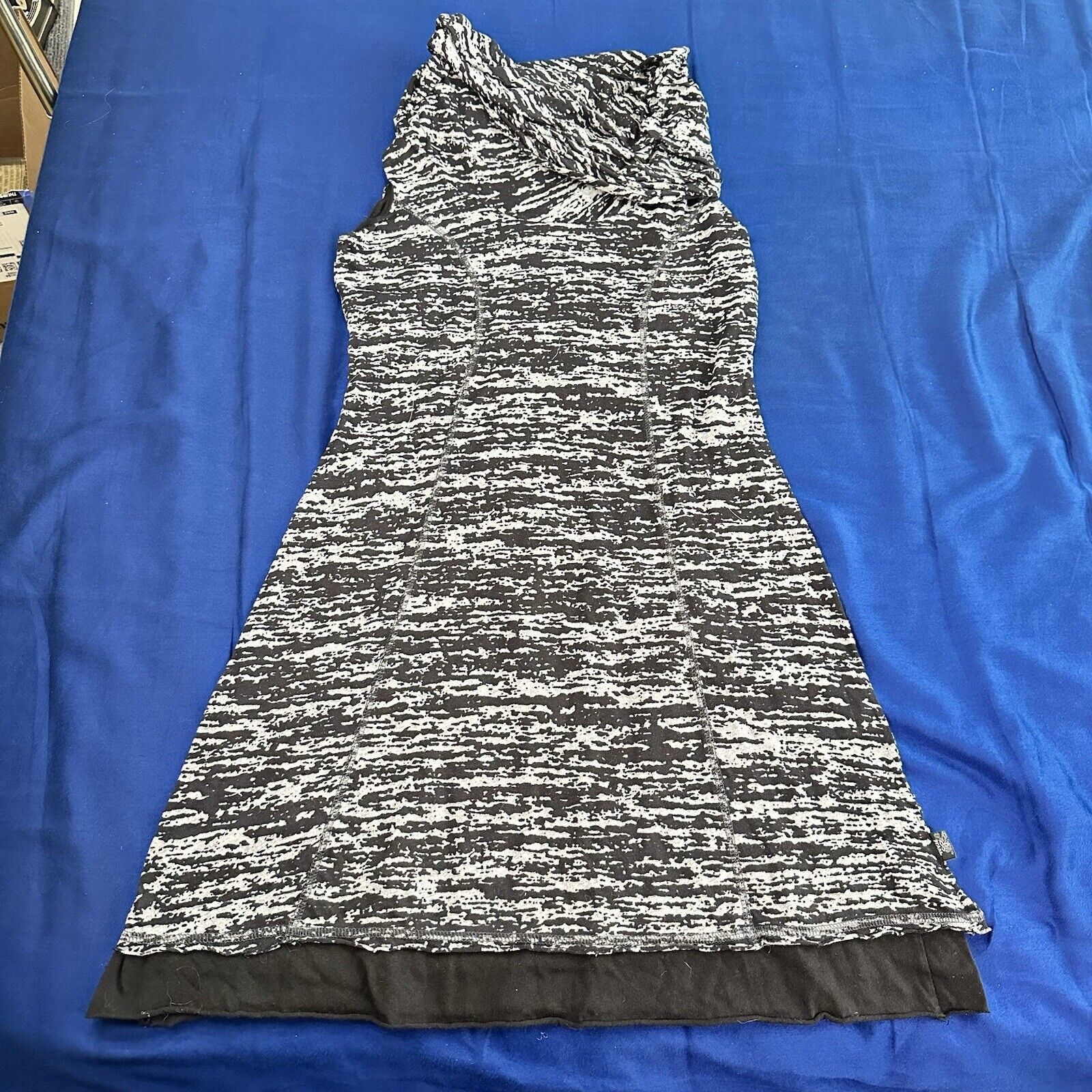 Prana Prana Dress Size S Gray Active Turtle Roll Neck Outdoor Size S / US 4 / IT 40 - 1 Thumbnail