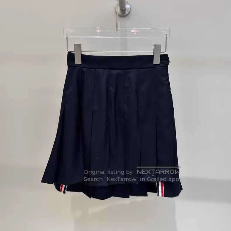 Thom Browne Thom Browne Classic Pleated Skirt Size 25" / US 0 / IT 36 - 1 Thumbnail