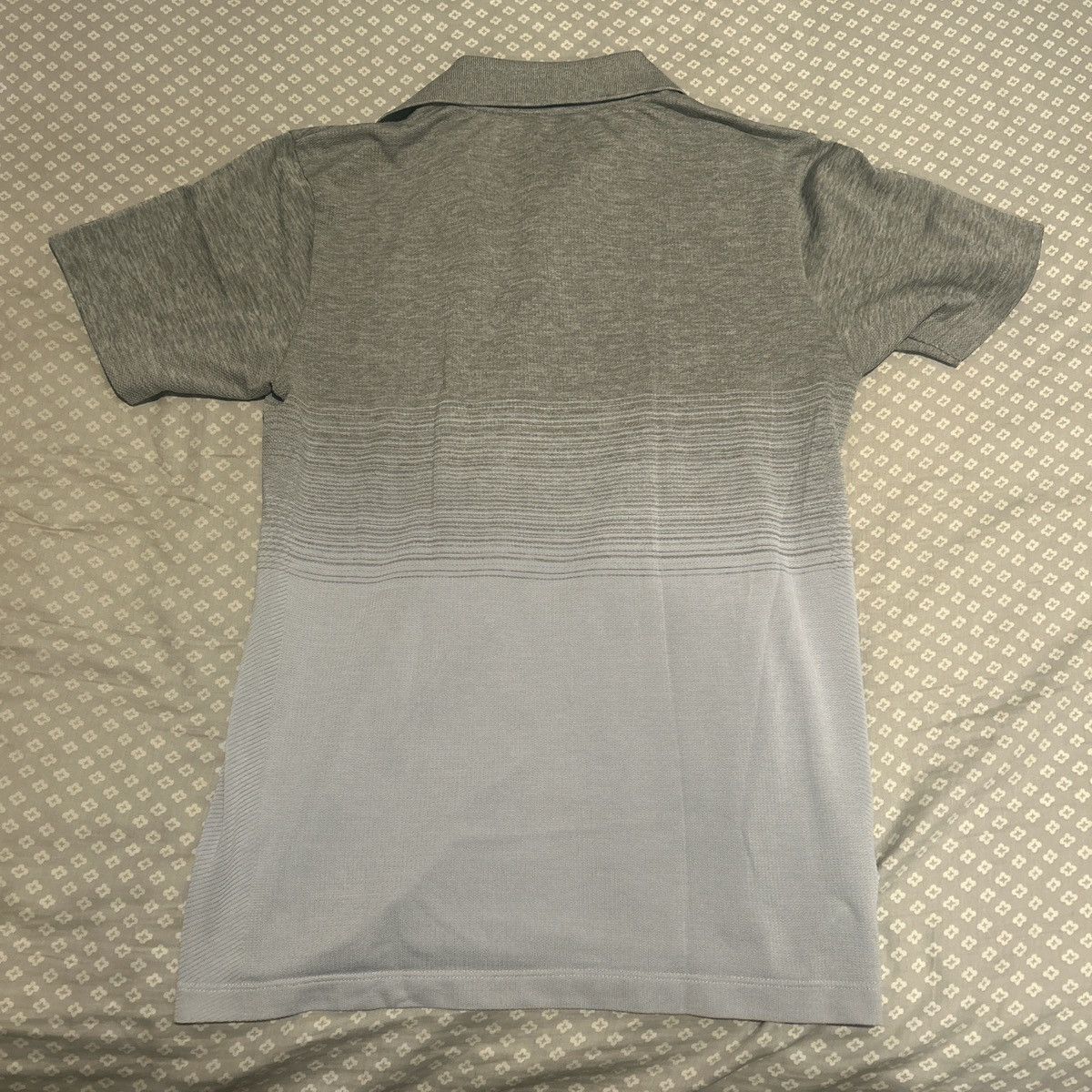Uniqlo Gray and White Uniqlo Dry Fit Polo shirt Size US XS / EU 42 / 0 - 4 Thumbnail