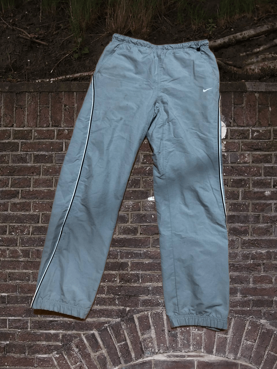 Nike Nike Vintage Nike Swoosh Nylon Track Pants Y2K Size US 30 / EU 46 - 1 Thumbnail