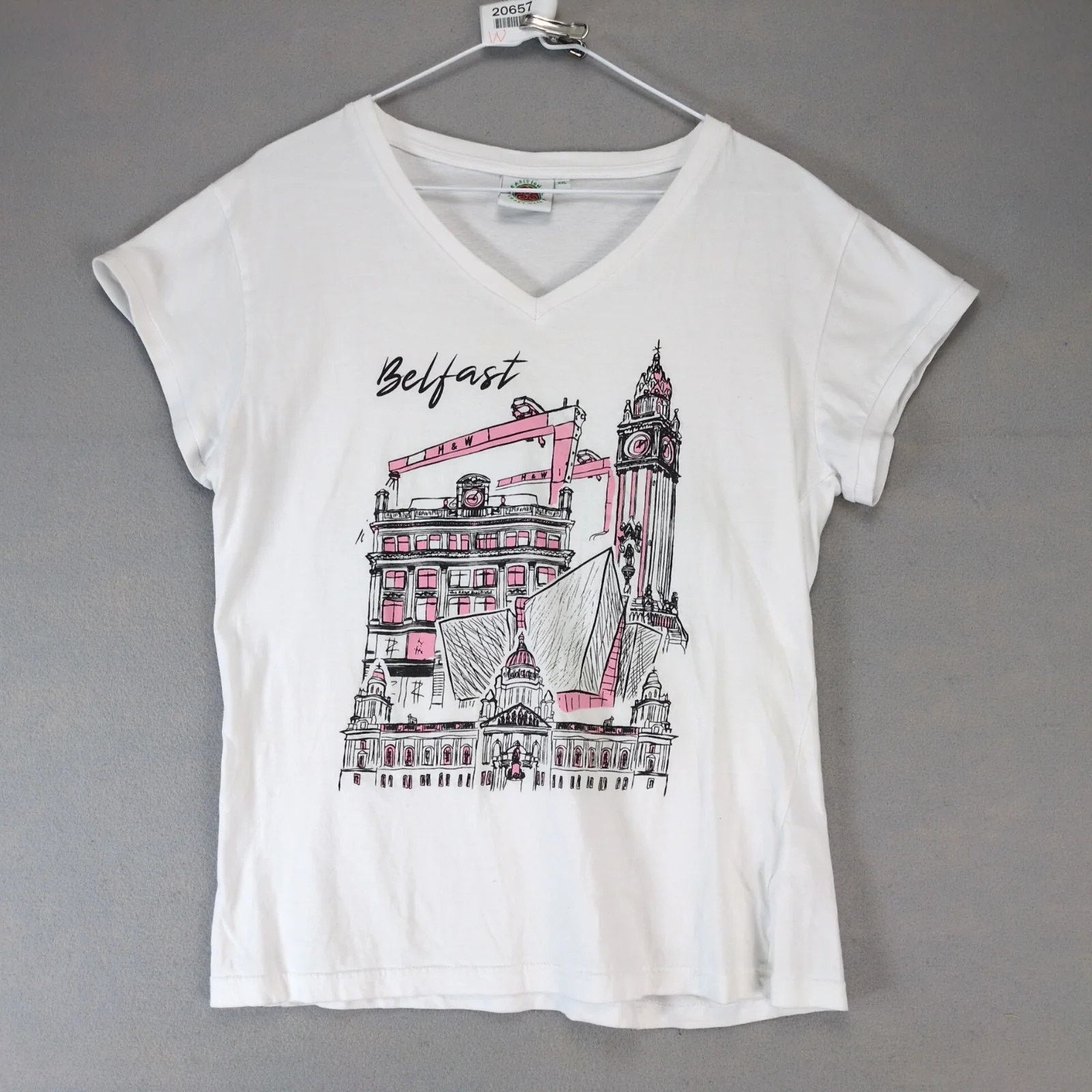 Other UK Traditional Craftwear Belfast Ireland V-Neck T-Shirt XXL Size XXL / US 16-18 / IT 52-54 - 1 Thumbnail