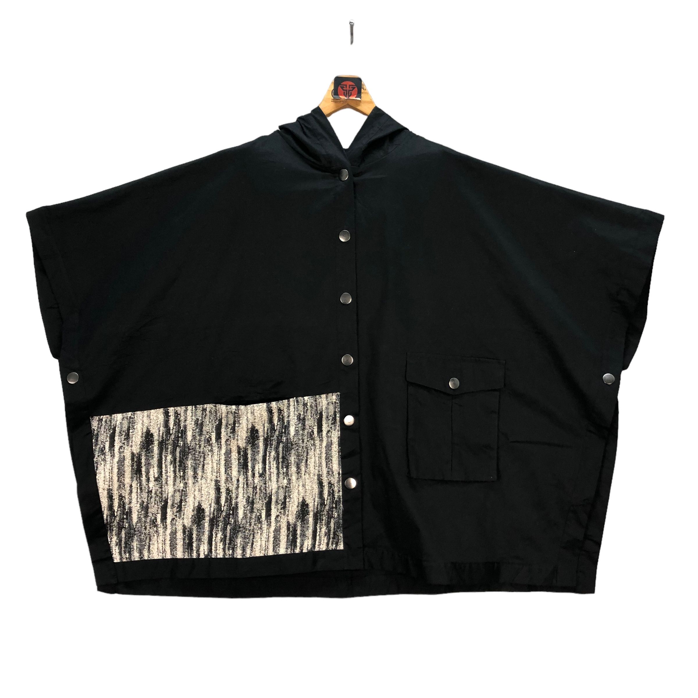 Japanese Brand MODDEDANCE LIGHTWEIGHT PONCHO #7320-129 Size XXL / US 16-18 / IT 52-54 - 1 Thumbnail