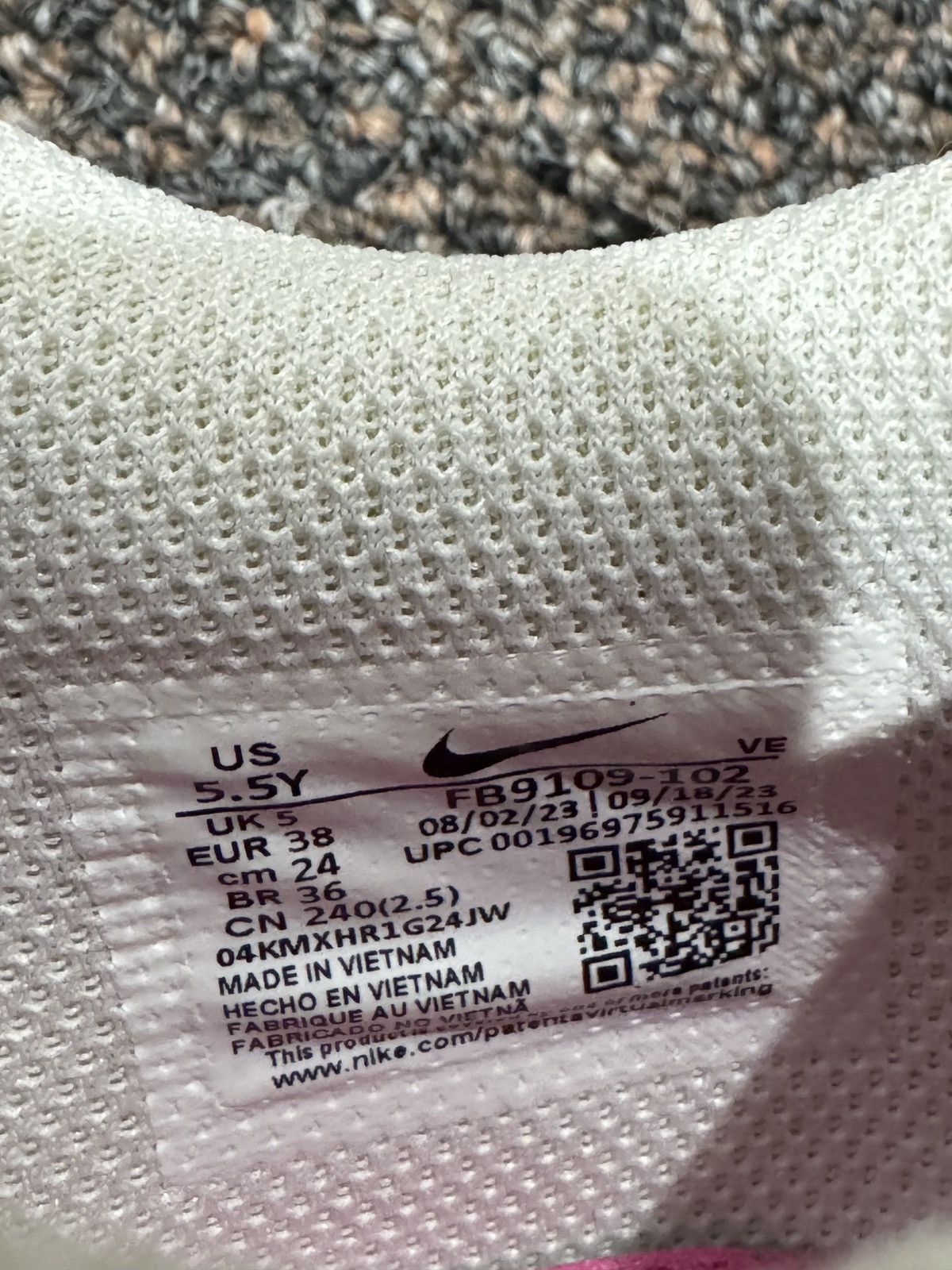 Nike Nike Dunk Low Pink White Size 5.5Y Women’s 7 Size US 7 / IT 37 - 6 Thumbnail