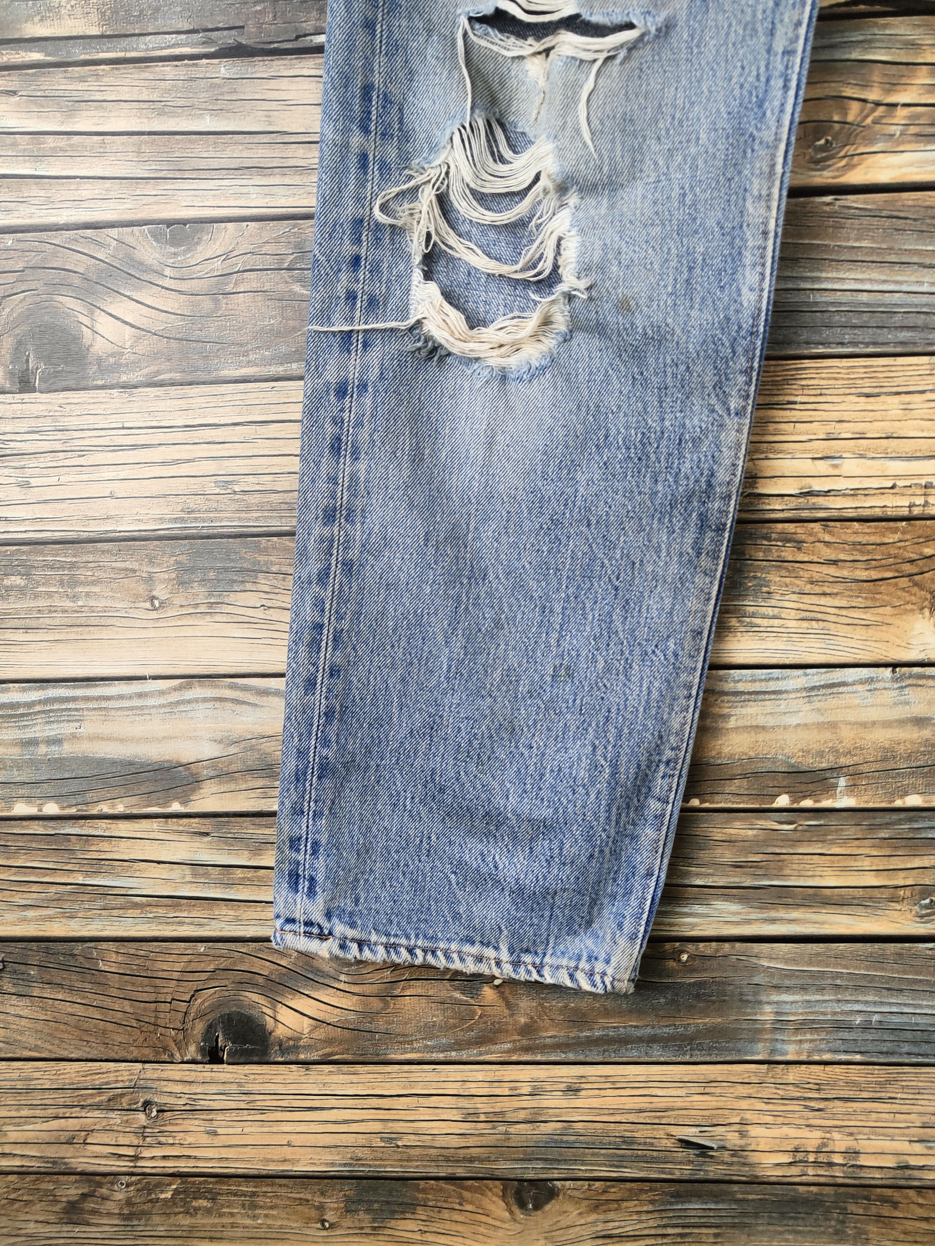 Levi's DL 80' 501 Vintage Levi's Distressed Ripped Jeans #46-828 Size US 30 / EU 46 - 4 Thumbnail