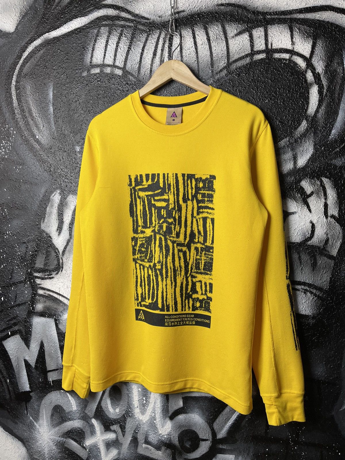 Nike ACG Nike ACG Graphic Print Yellow Waffle Long Sleeve T-Shirt Men’s Size Small Size US S / EU 44-46 / 1 - 2 Thumbnail