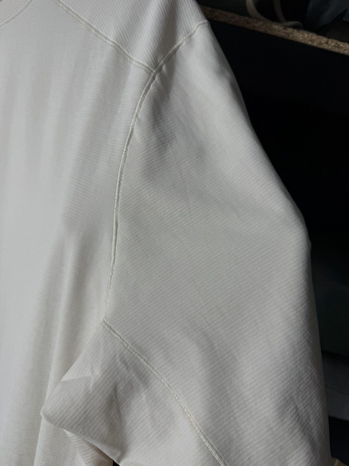 Arc'teryx Arc’teryx T Shirt Beige Technical Lightweight Logo Outdoor Size US XL / EU 56 / 4 - 7 Thumbnail