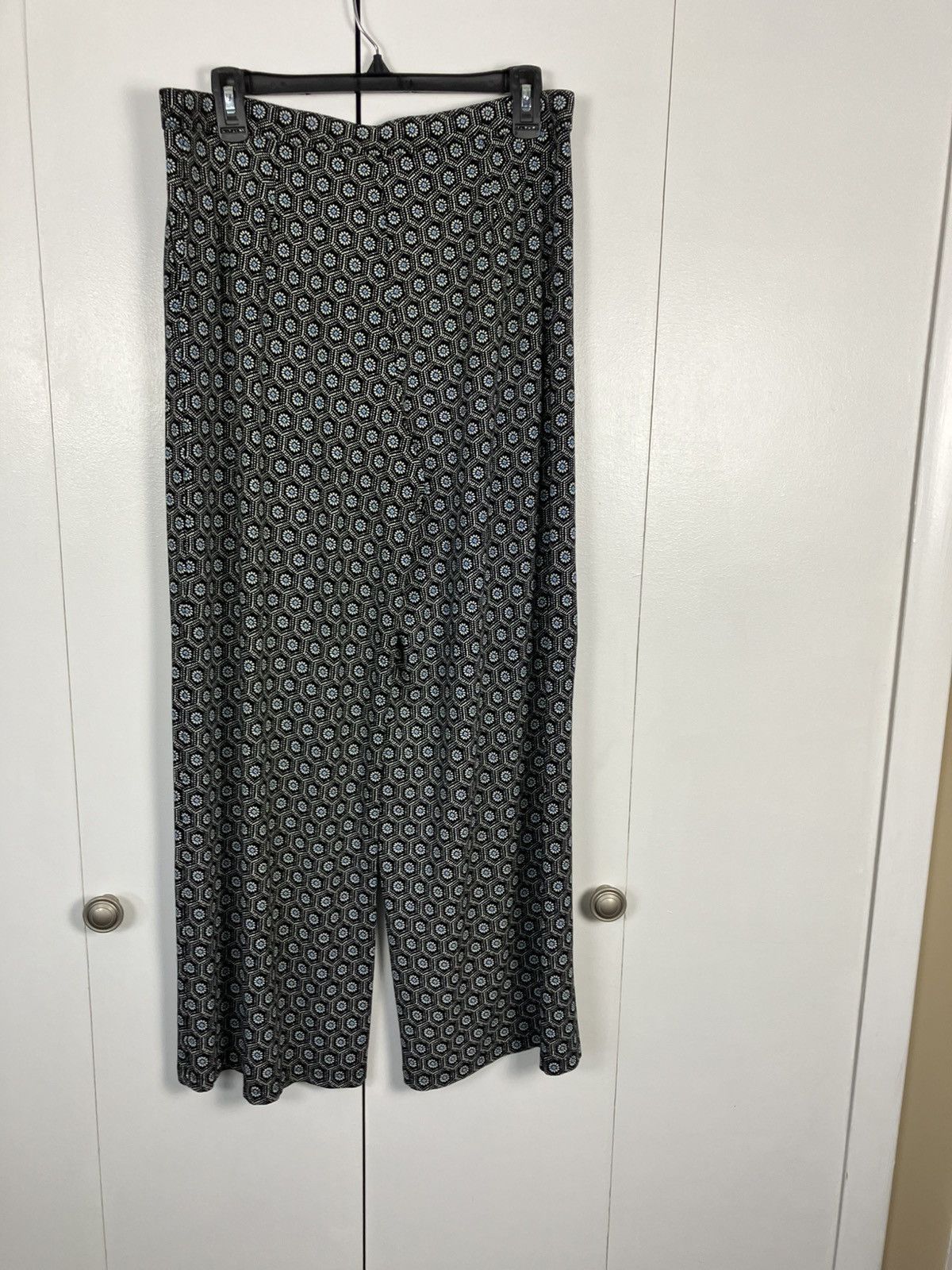 J. Jill J. Jill Wearever Palazzo Boho Floral Wide Leg Pants Size 32" / US 10 / IT 46 - 1 Thumbnail