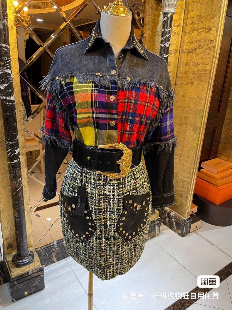Versace Versace Denim willow studded fringed jacket Size M / US 6-8 / IT 42-44 - 1 Thumbnail