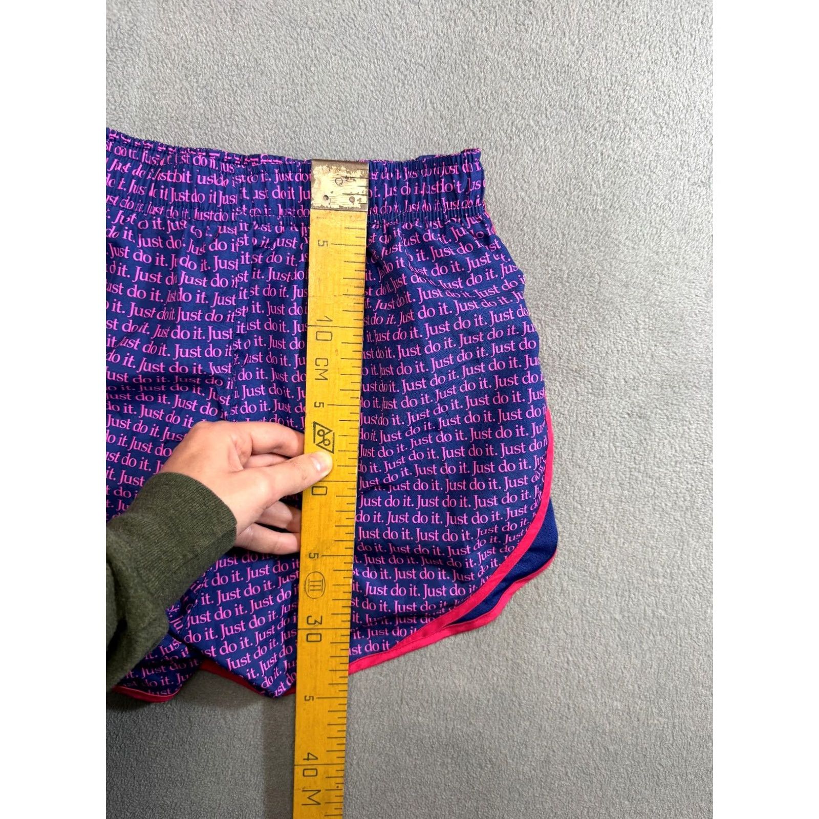 Nike Nike Just do it! Purple running shorts Womens S Athletic Sh 1-2day shipping 3-5 weeks Purple Nike Womens S Size 28" / US 6 / IT 42 - 7 Thumbnail