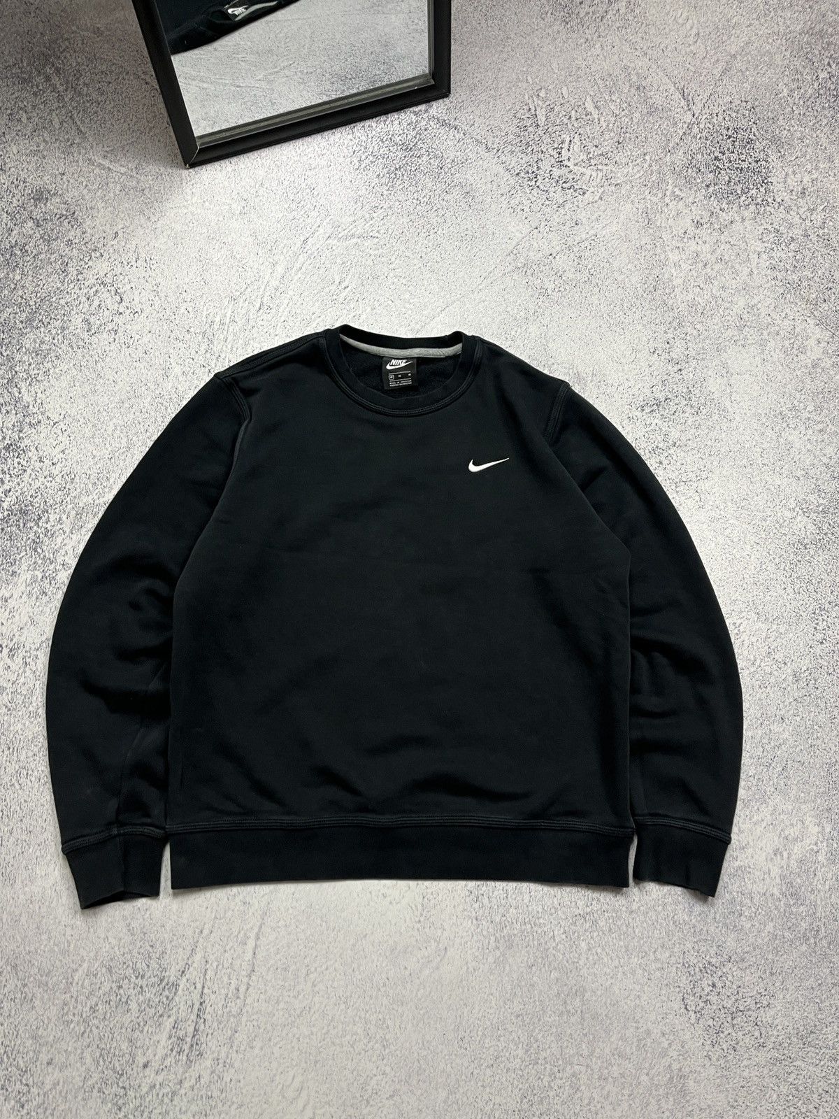 Nike VNike Small Swoosh Crewneck Sweatshirt Hype Streetwear Y2k Size US M / EU 48-50 / 2 - 1 Thumbnail