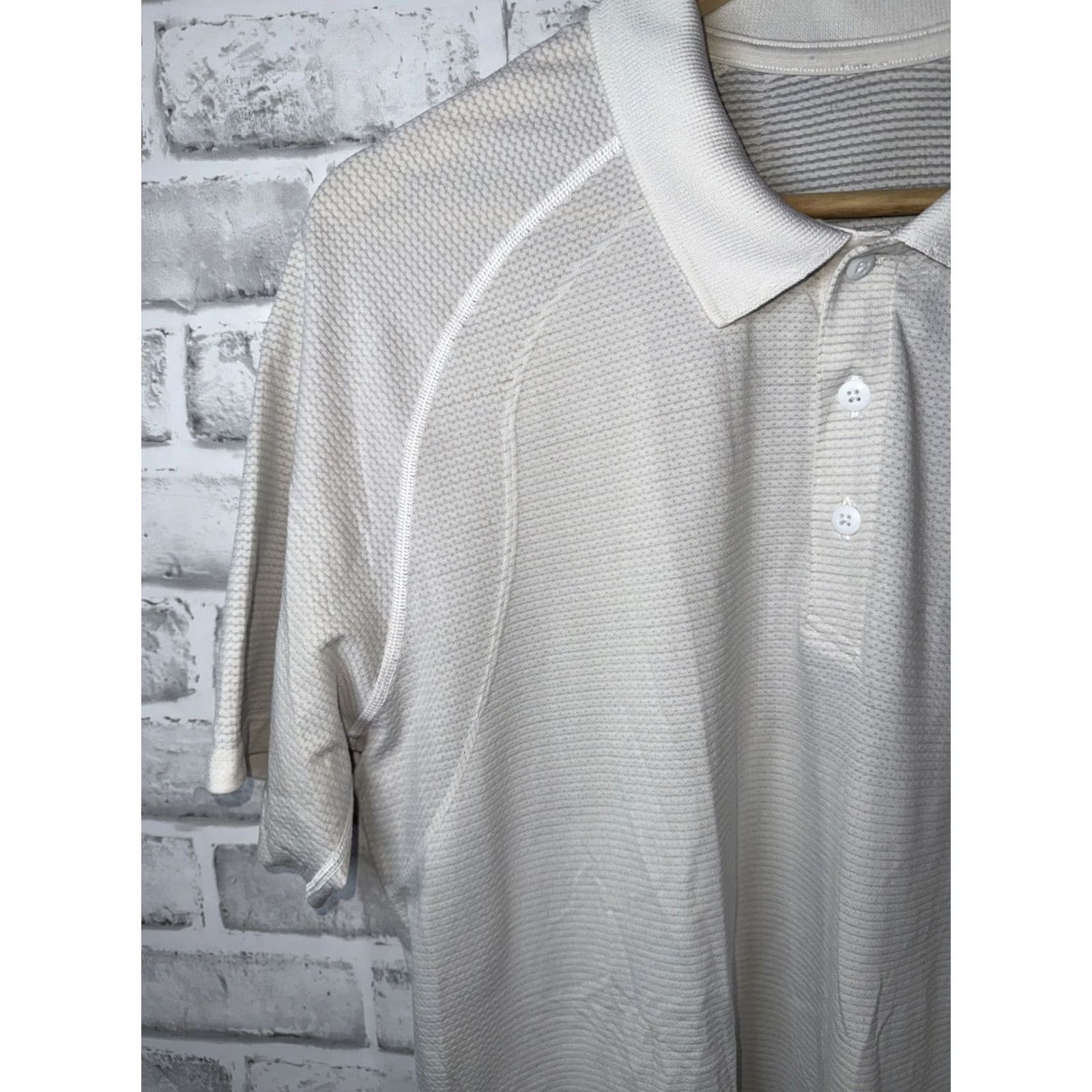 Lululemon Lululemon Polo Shirt Short Sleeve Casual White Mens Large Size US L / EU 52-54 / 3 - 3 Thumbnail