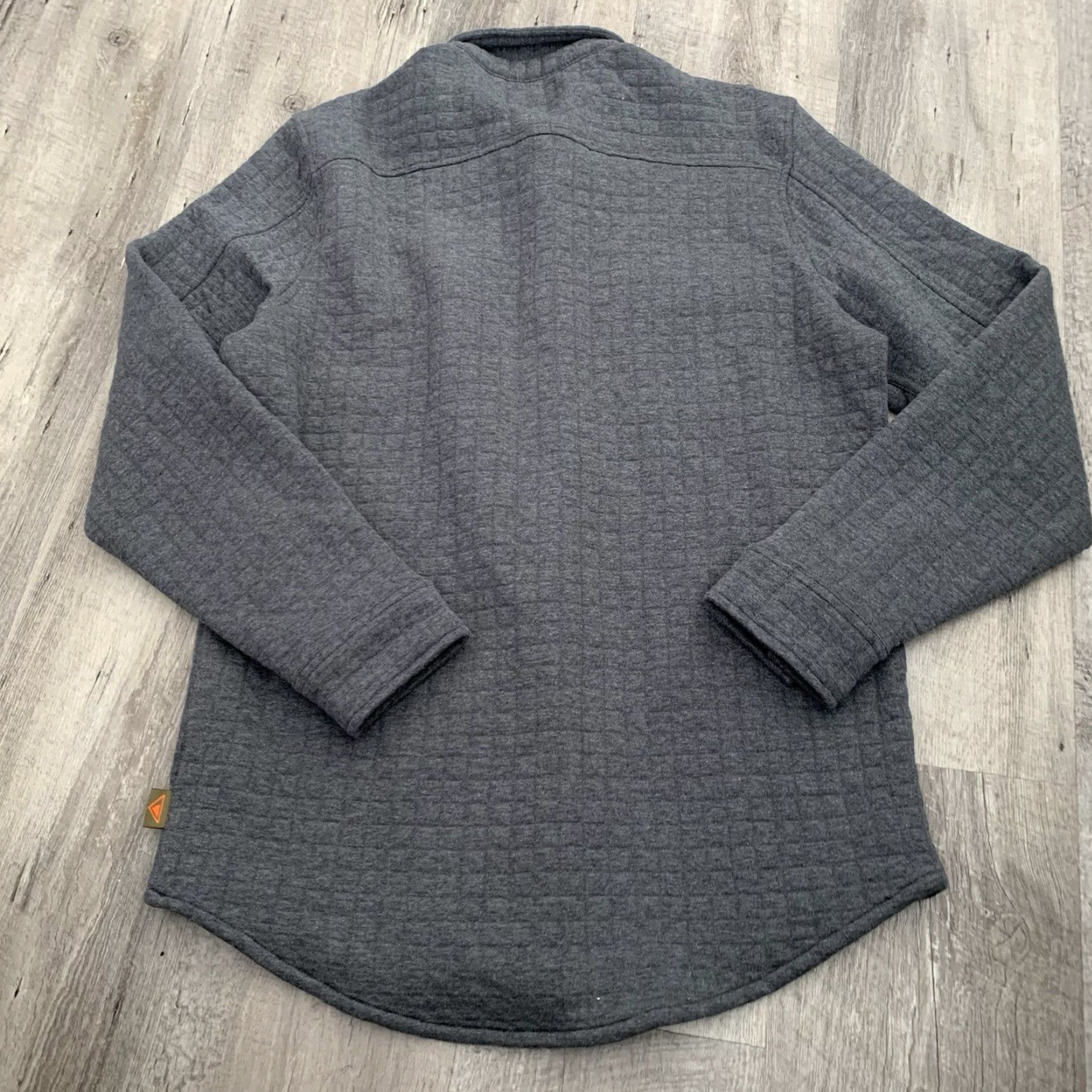 Vintage St. Johns Bay Outdoor Quilted Button-Up Shirt Mens Sz Small Gray Shacket Pockets Shirt Size US S / EU 44-46 / 1 - 5 Thumbnail