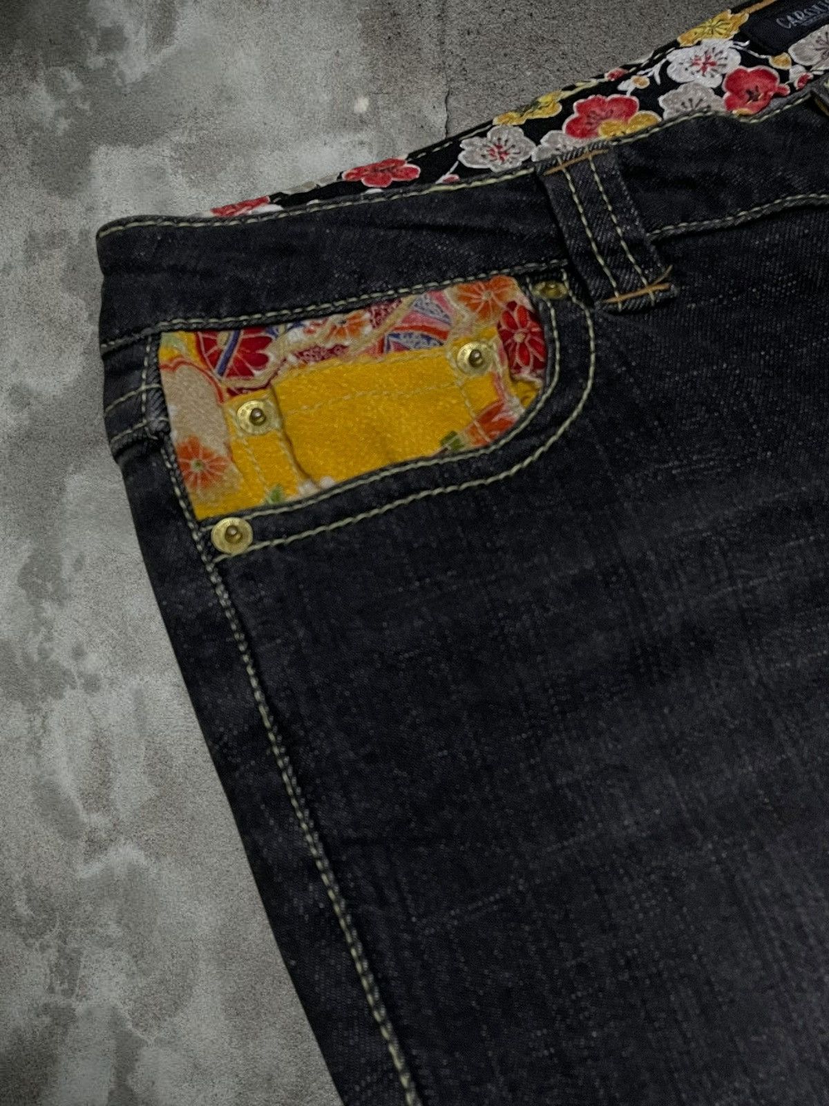 Japanese Brand Vintage 1990s Japan Designer Carouge Small Flared Denim Size US 32 / EU 48 - 6 Thumbnail