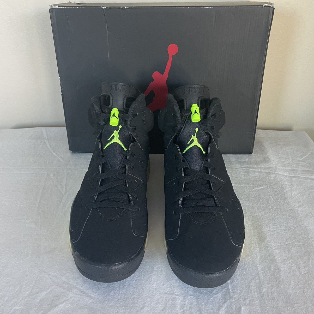 Jordan Brand × Nike Nike Air Jordan 6 Retro Electric Green Mens US Size 12 Size US 12 / EU 45 - 3 Thumbnail