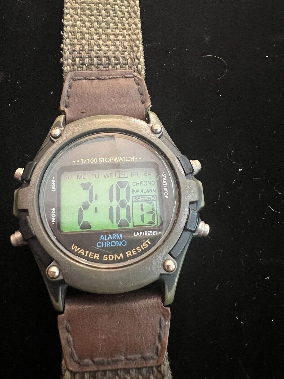 Designer Vintage Sports Watch Size ONE SIZE - 1 Thumbnail