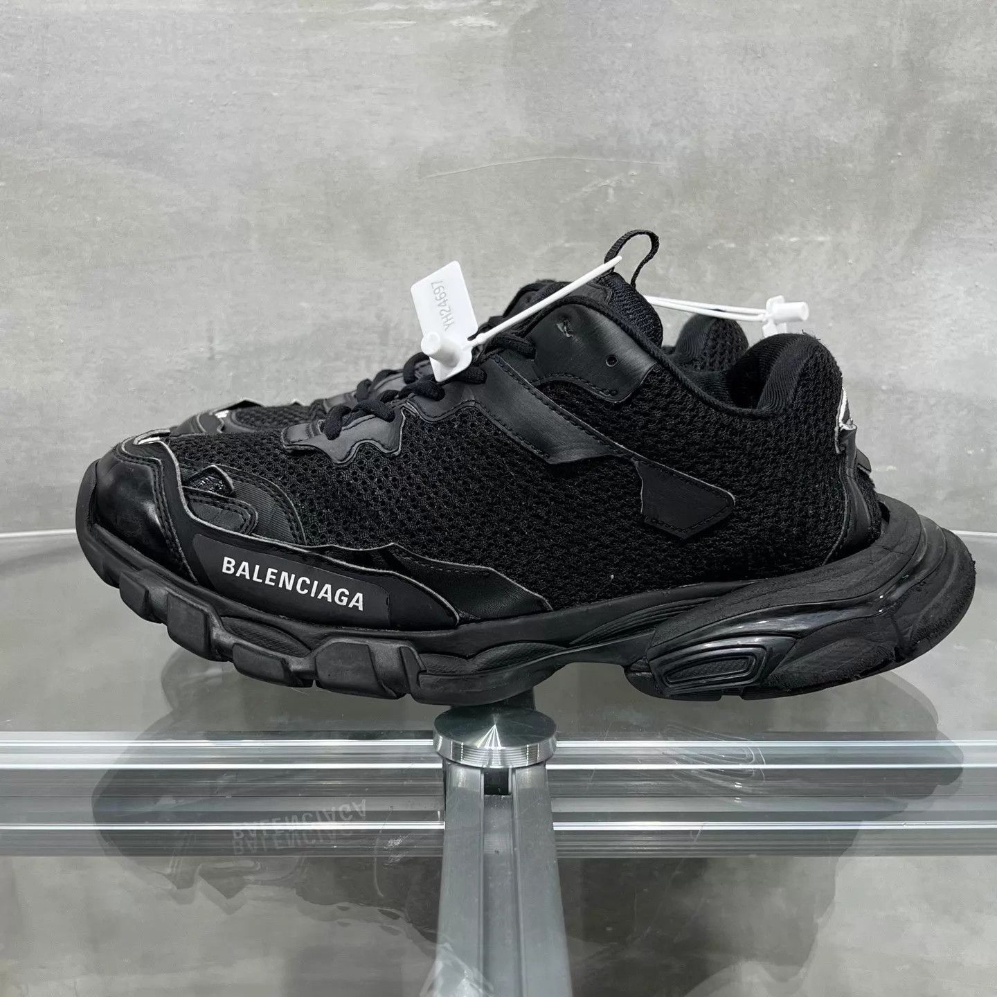 Balenciaga Balenciaga BLCG TRACK3.0 Black 41 Size US 8 / EU 41 - 3 Thumbnail