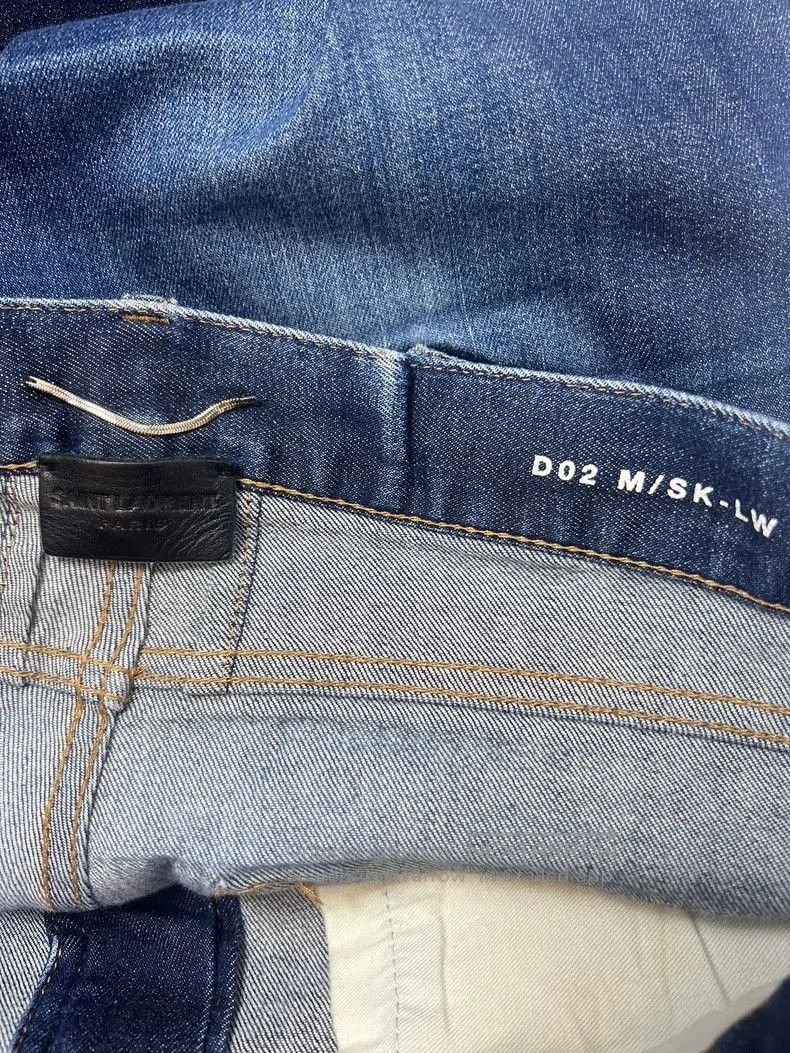 Saint Laurent Paris Saint Laurent Blue Ripped Cat Scratch Jeans. Size US 31 - 5 Thumbnail