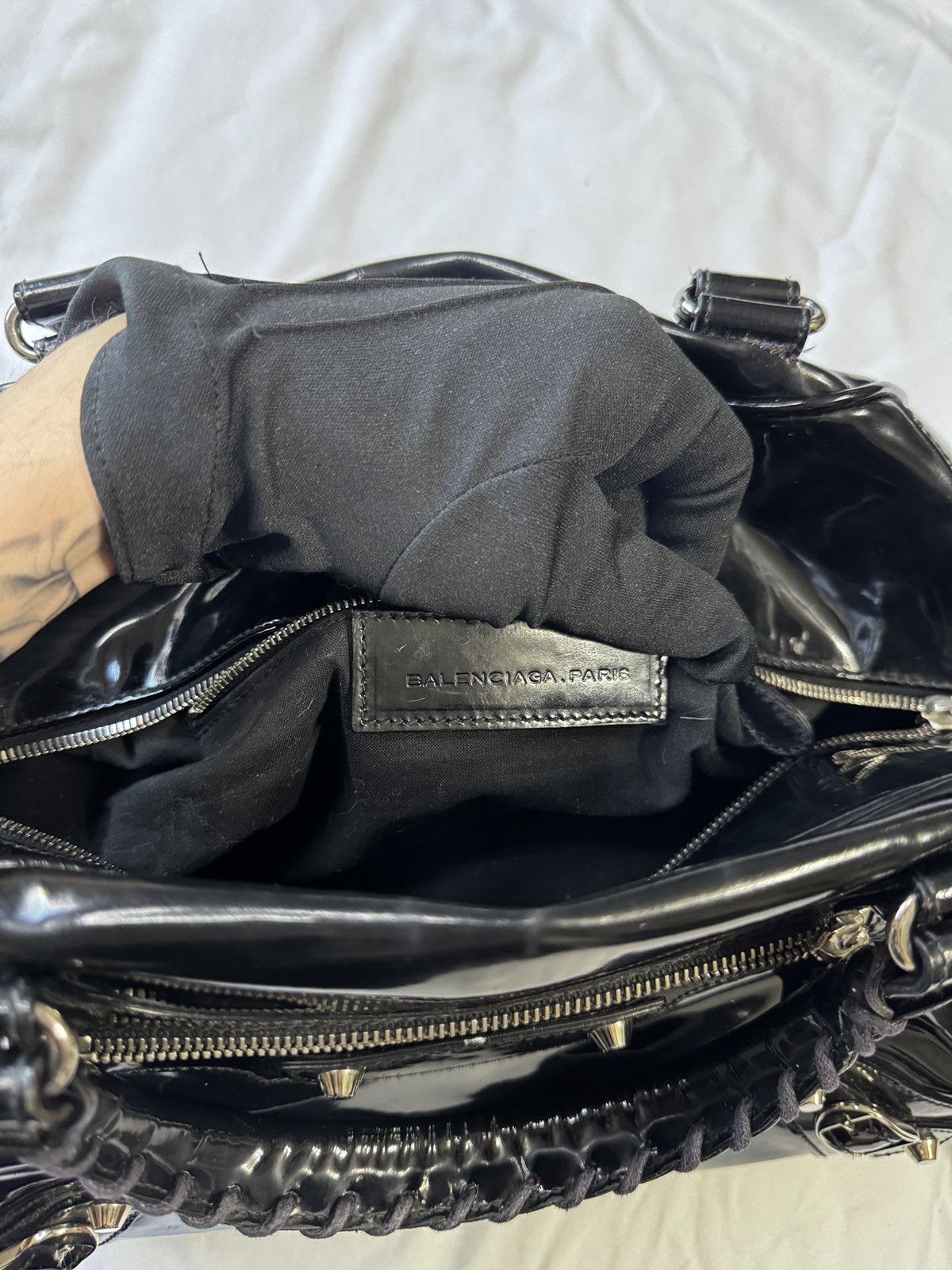 Balenciaga Real Balenciaga black patent leather bowling bag Size ONE SIZE - 9 Thumbnail