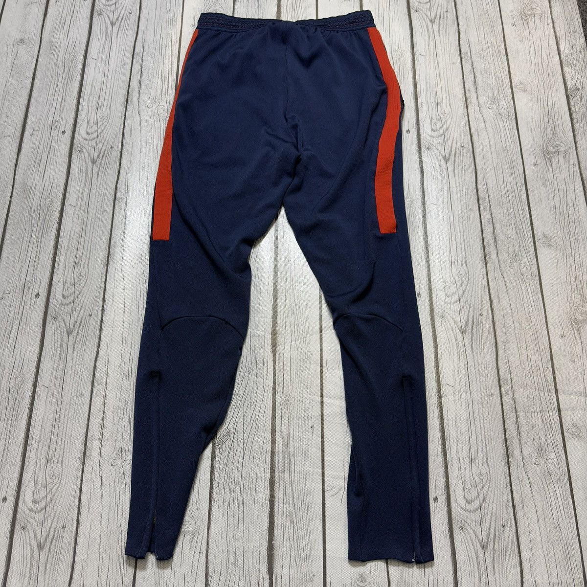 Nike Paris Saint-Germain pants Size US 30 / EU 46 - 2 Thumbnail