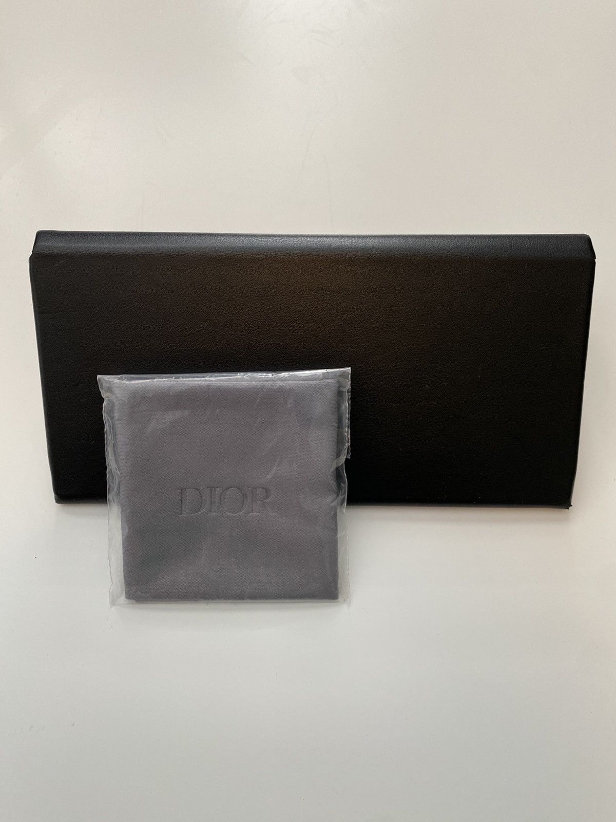 Dior Christian Dior Black Foldable Glasses Case Size ONE SIZE - 5 Thumbnail