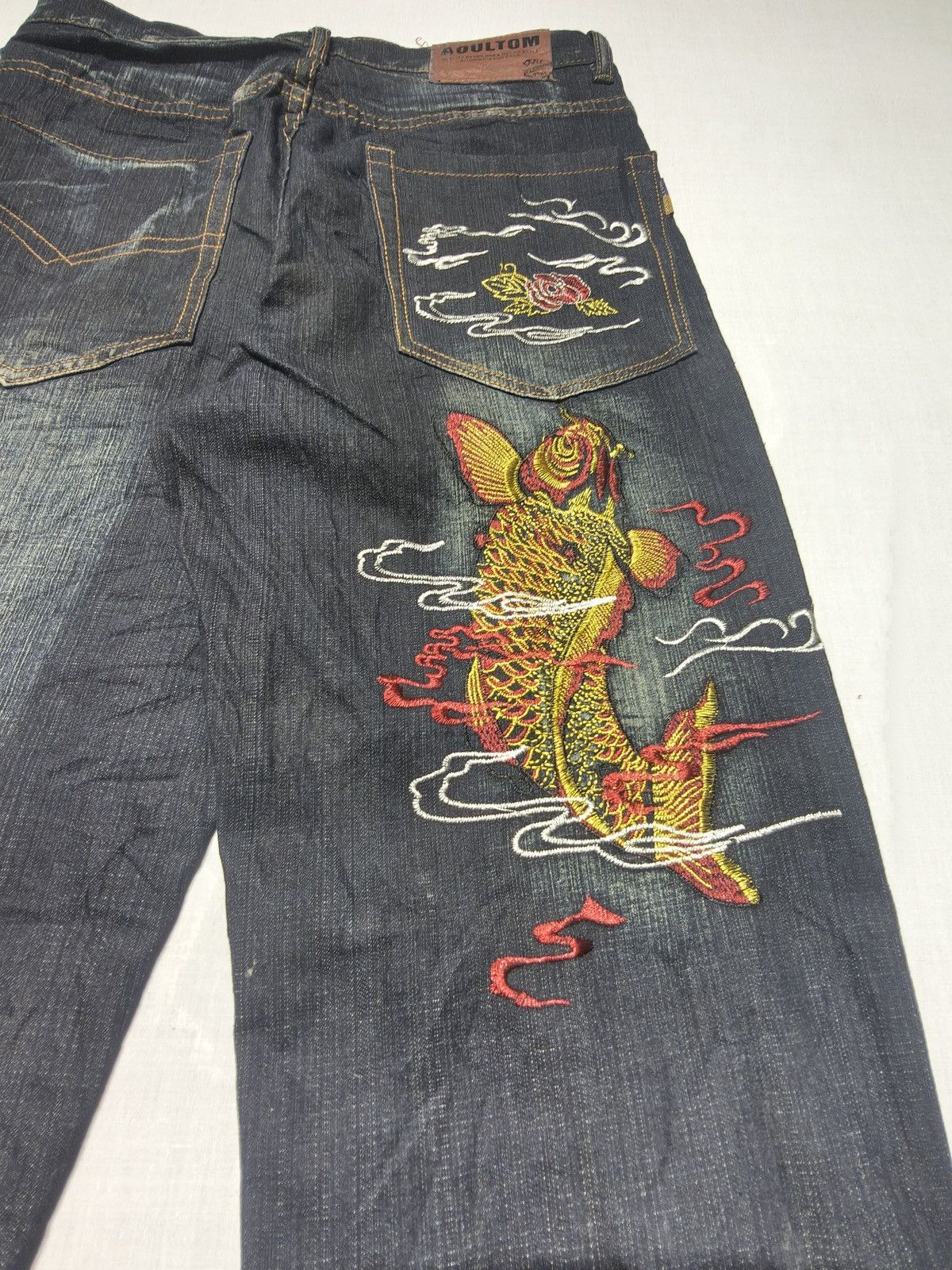 Japanese Brand AOUL TOM LUCKY KOI FISH EMBROIDERED BLACK JEAN 🐟(005) Size US 30 / EU 46 - 2 Thumbnail