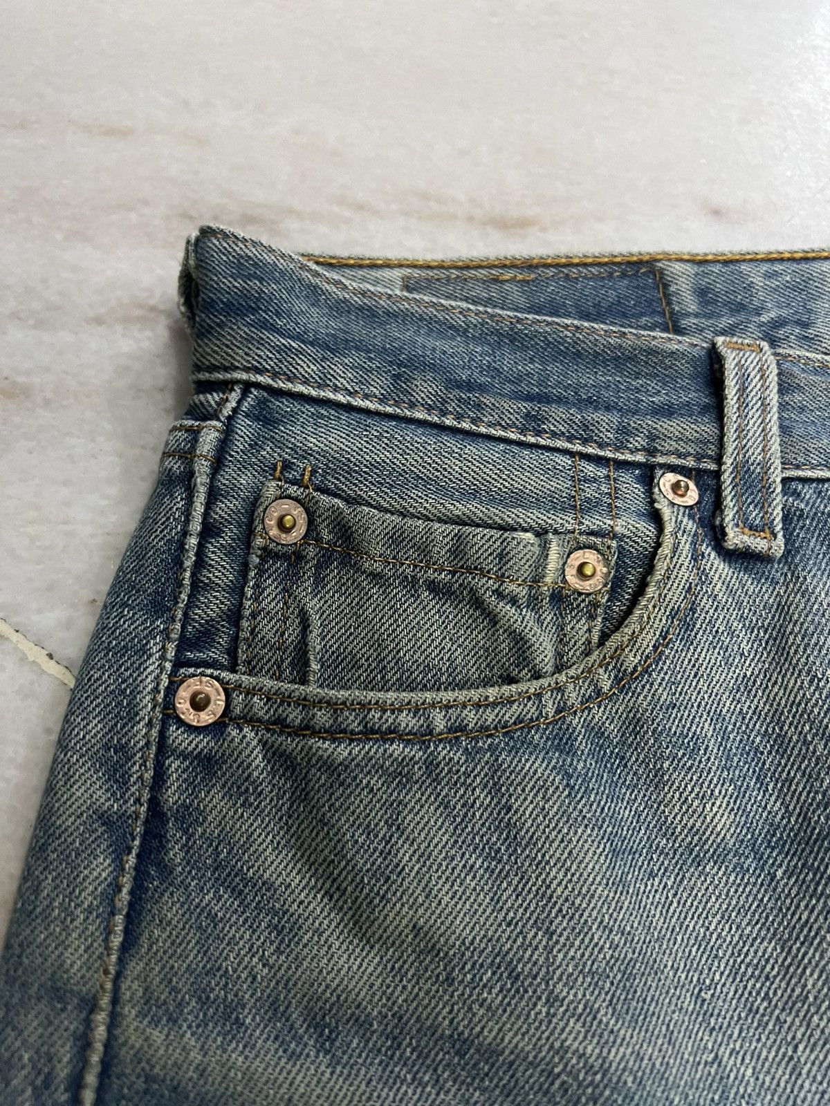 Levi's 💥90s Levis 501 kurt Corbain Mud Wash Distressed Jean Size US 29 - 9 Thumbnail