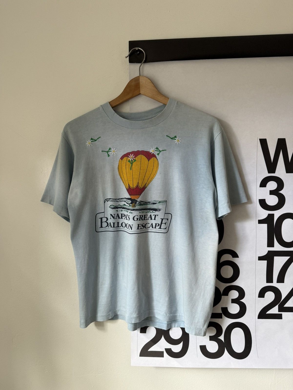 Vintage Vintage 80s Belton Napa’s Great Balloon Escape Hot T-Shirt Size US S / EU 44-46 / 1 - 1 Thumbnail